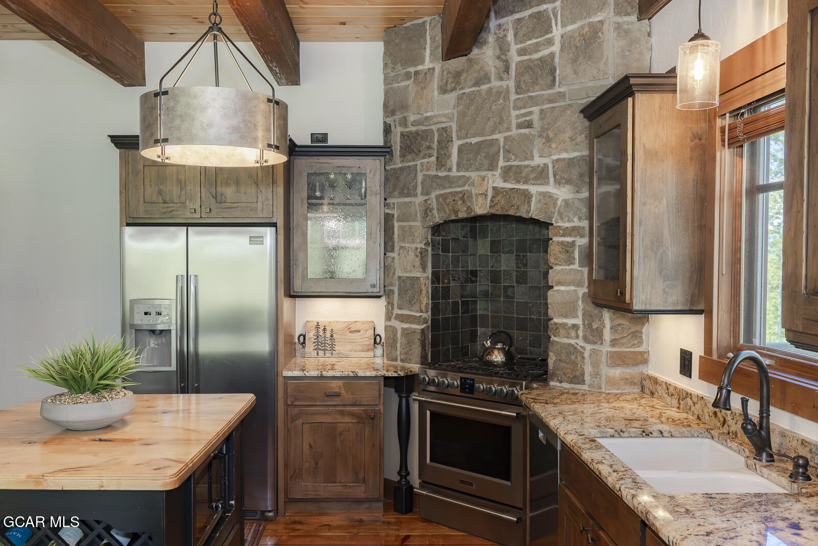 113 Innsbruck Street