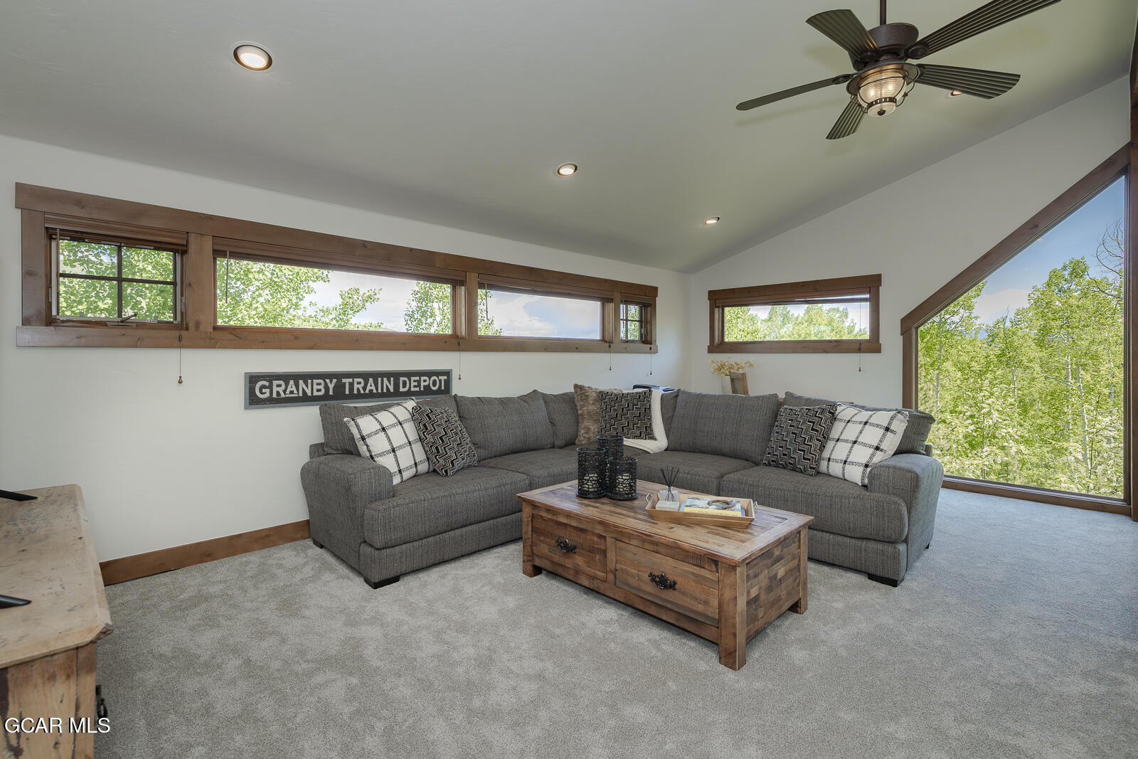 113 Innsbruck Street