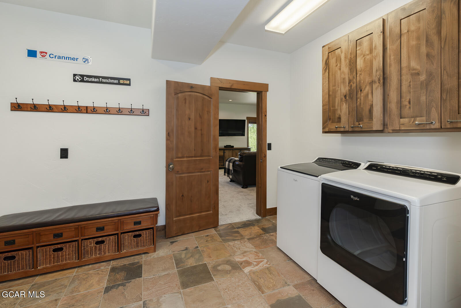 113 Innsbruck Street