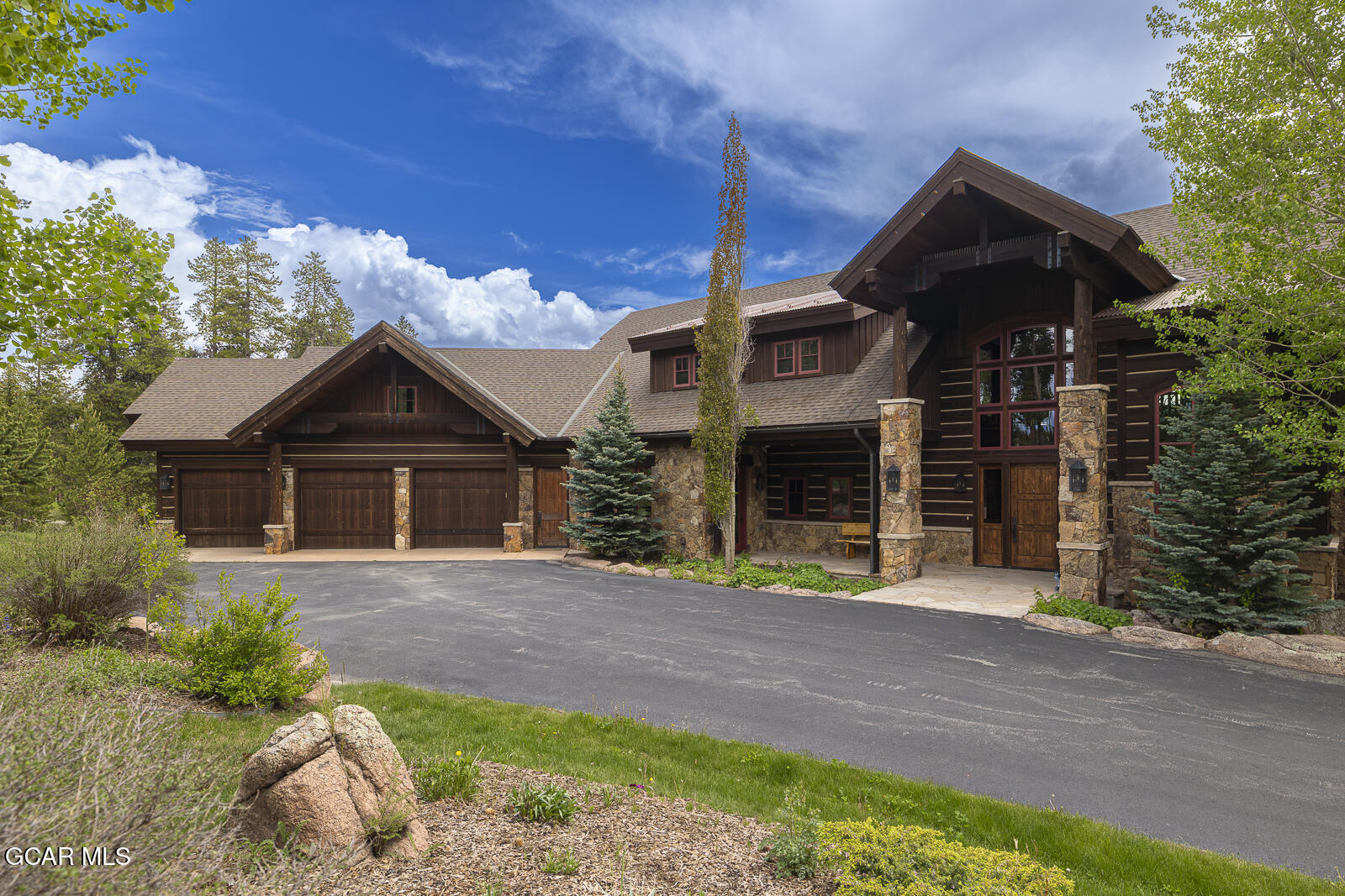 492 Golf Course Circle