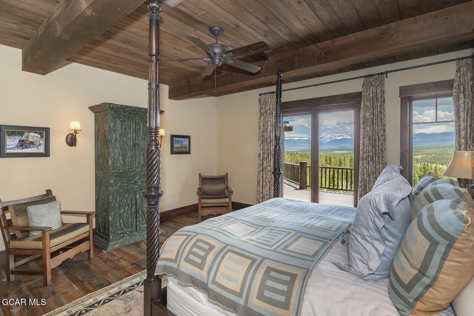 492 Golf Course Circle