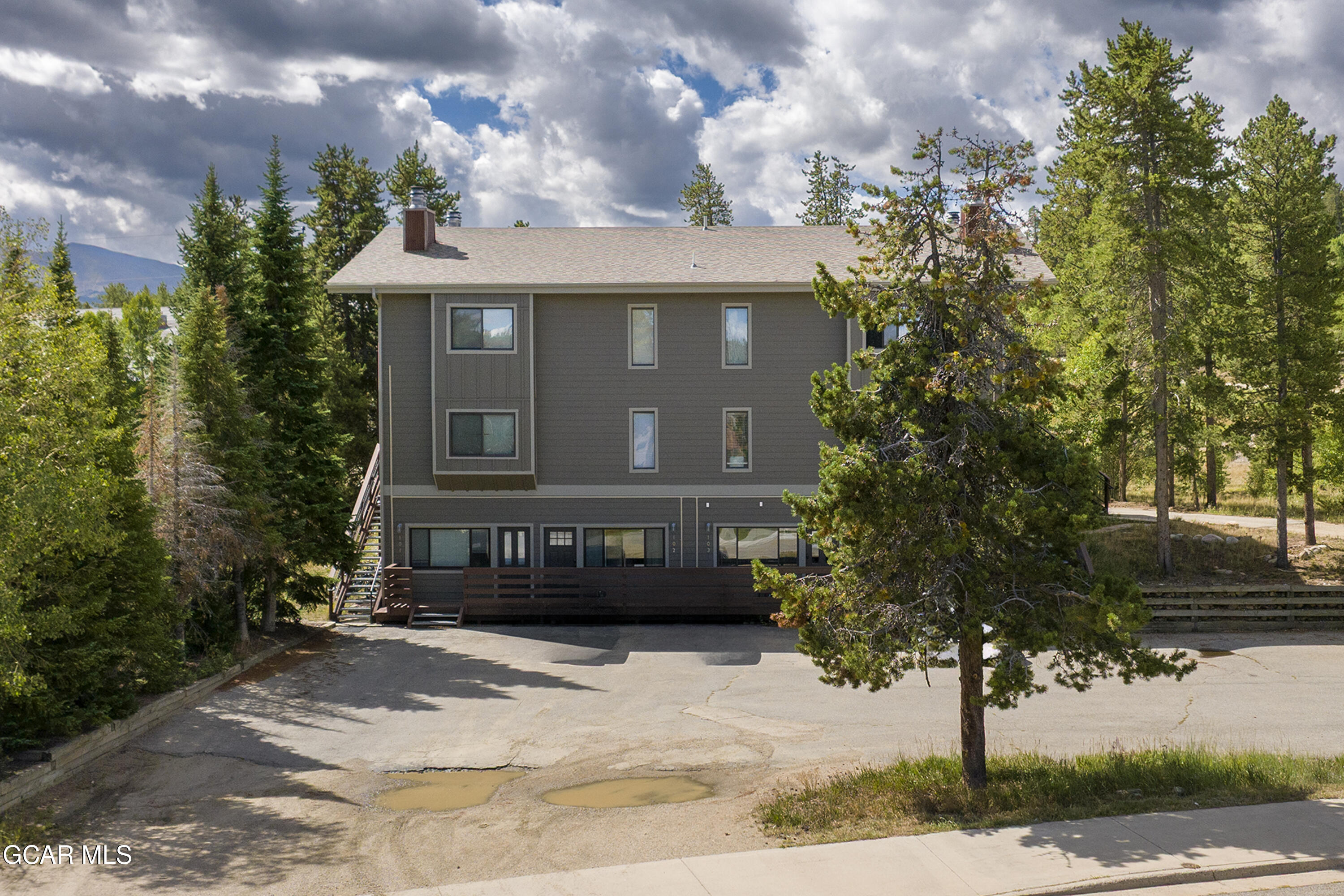 32 Telemark Drive 102