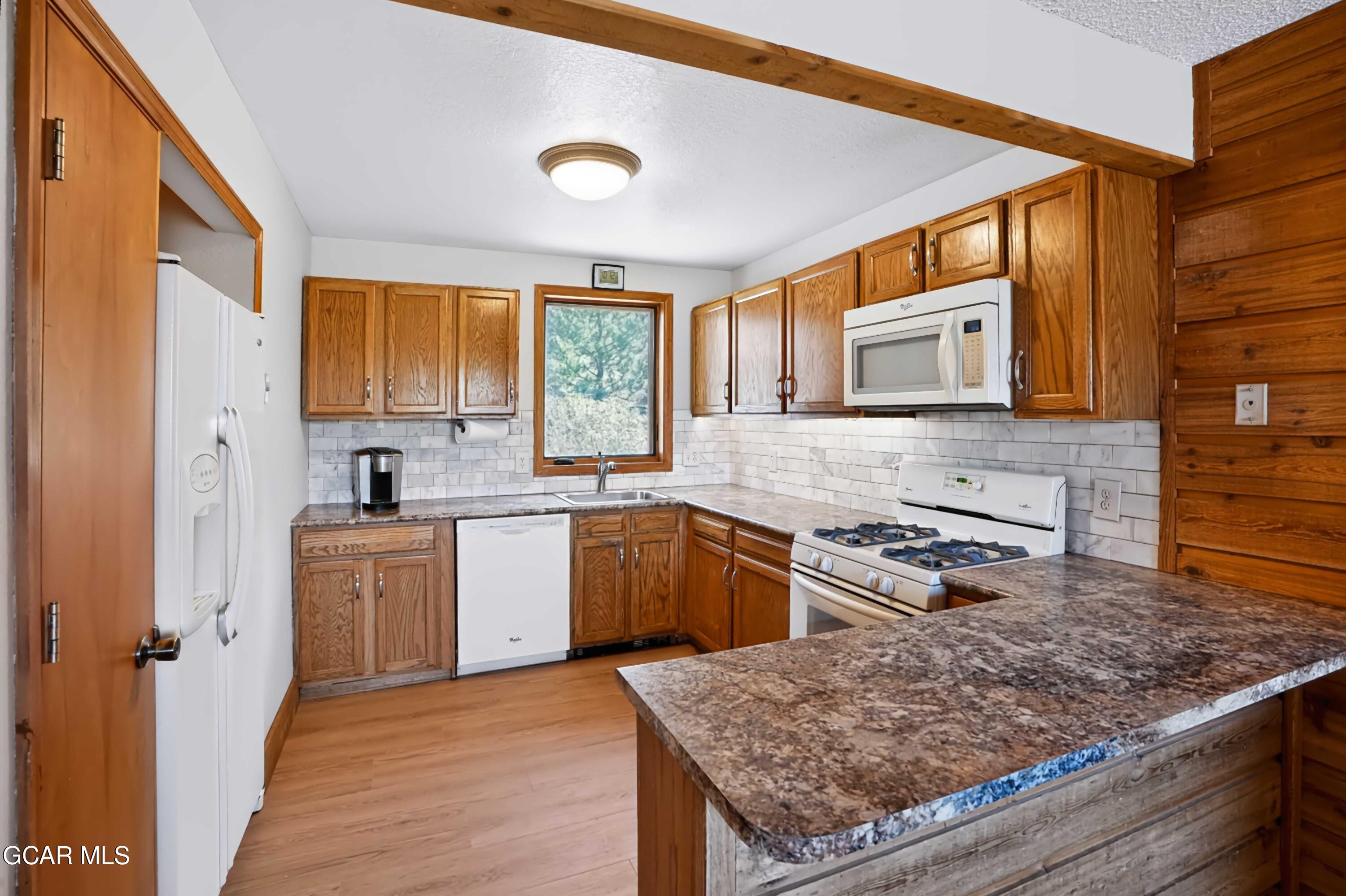 354 County Road 442 B3