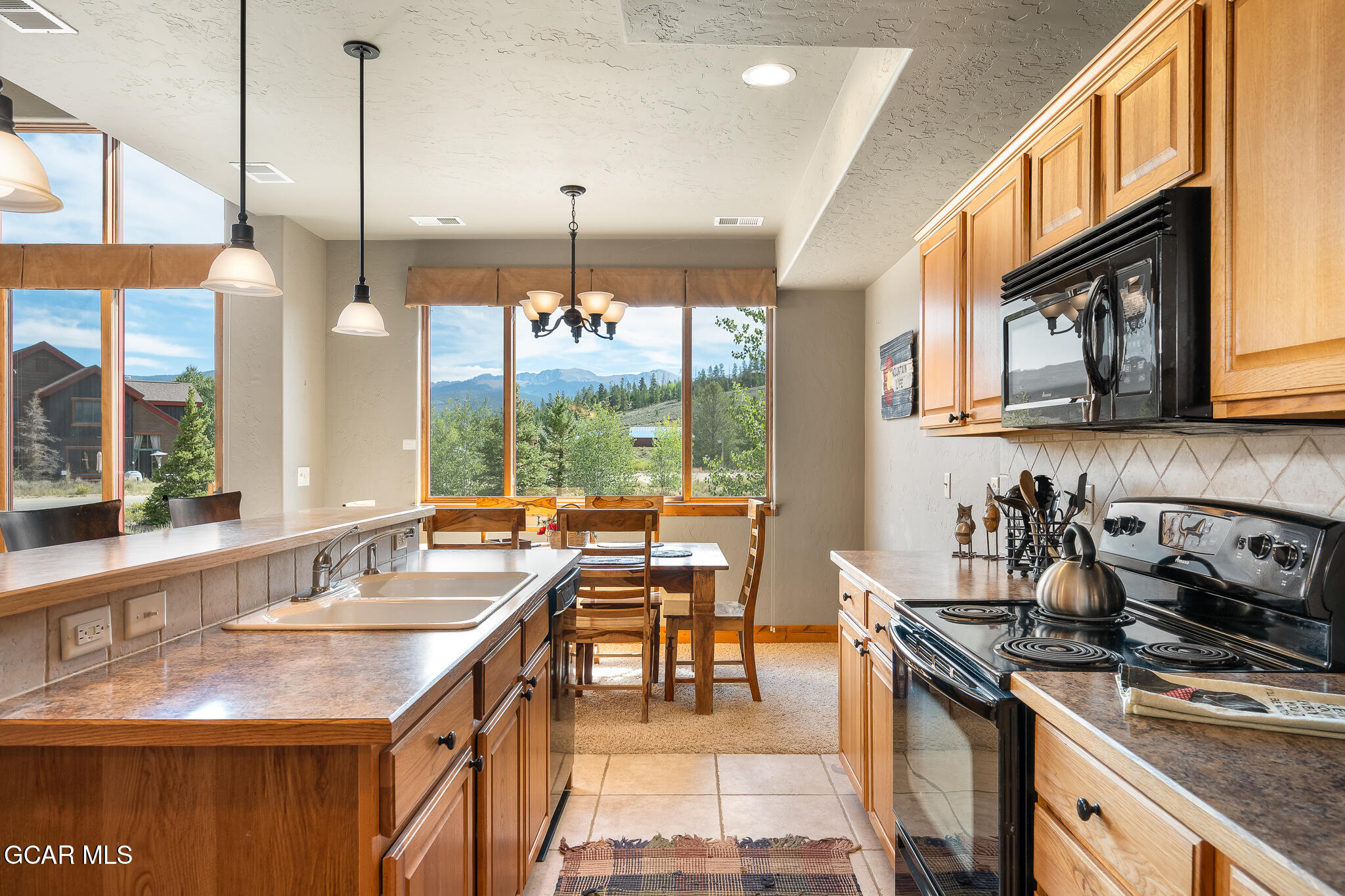 301 GCR 514 / Lupine Lane