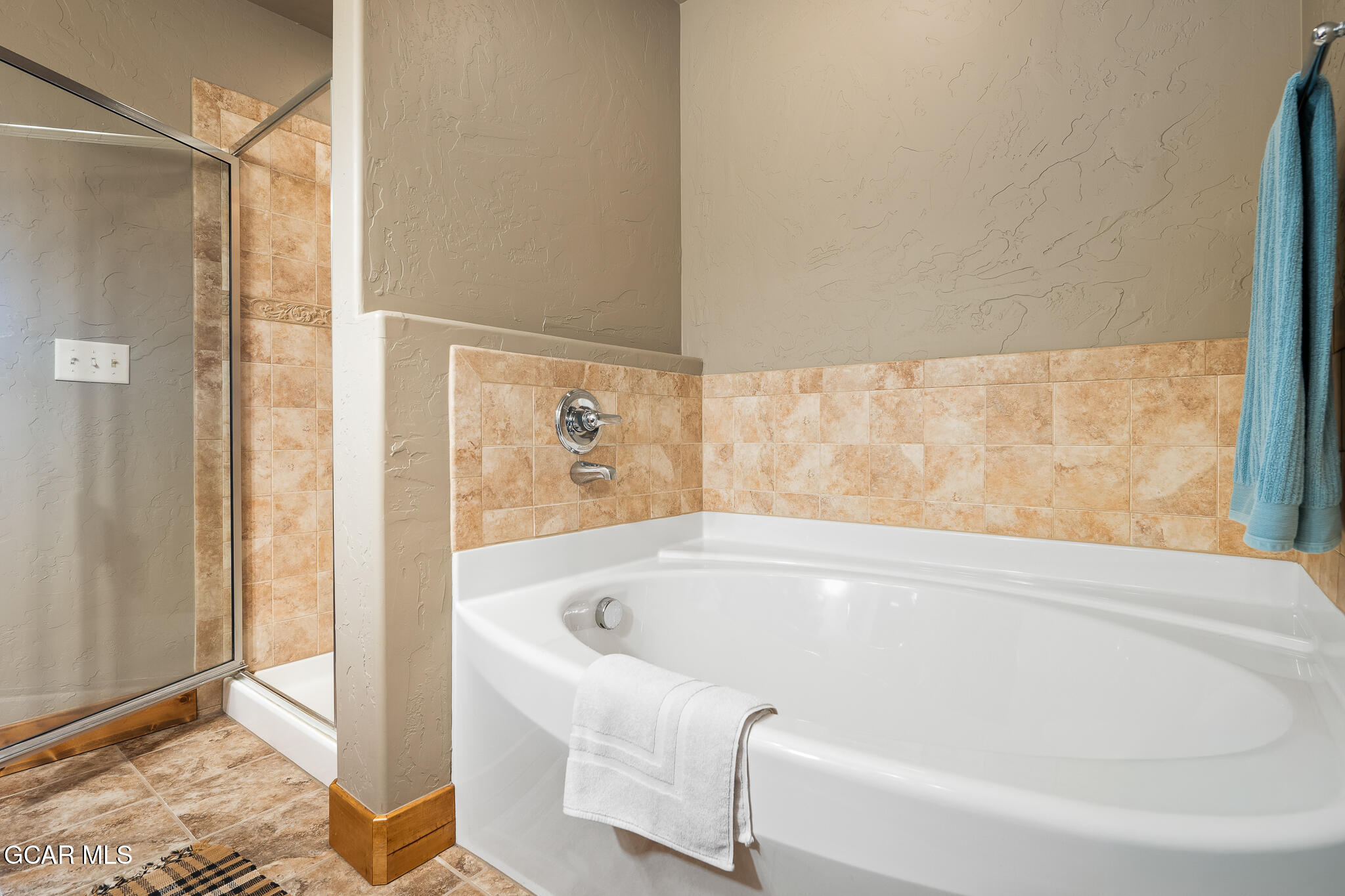 301 GCR 514 / Lupine Lane
