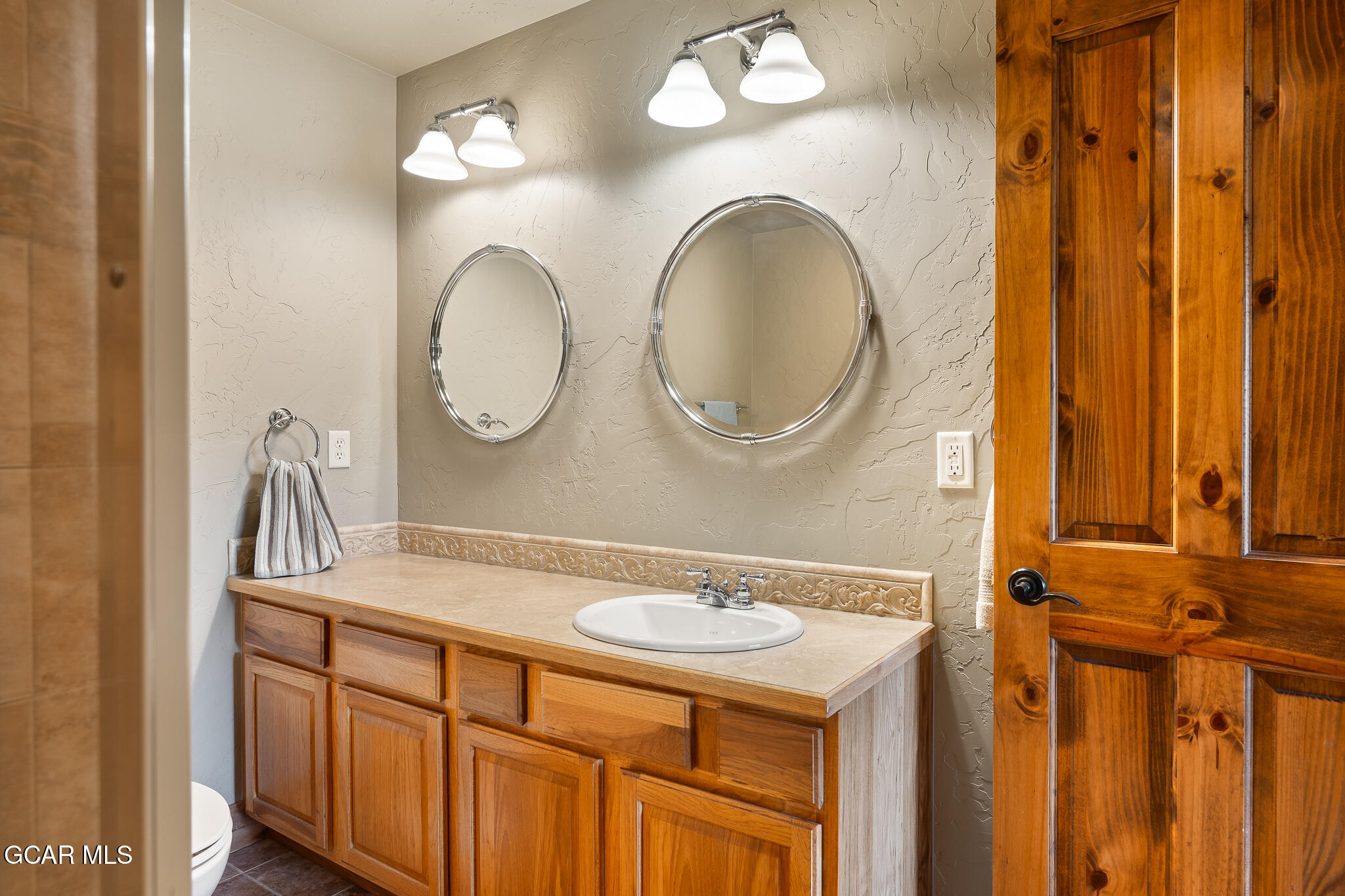 301 GCR 514 / Lupine Lane