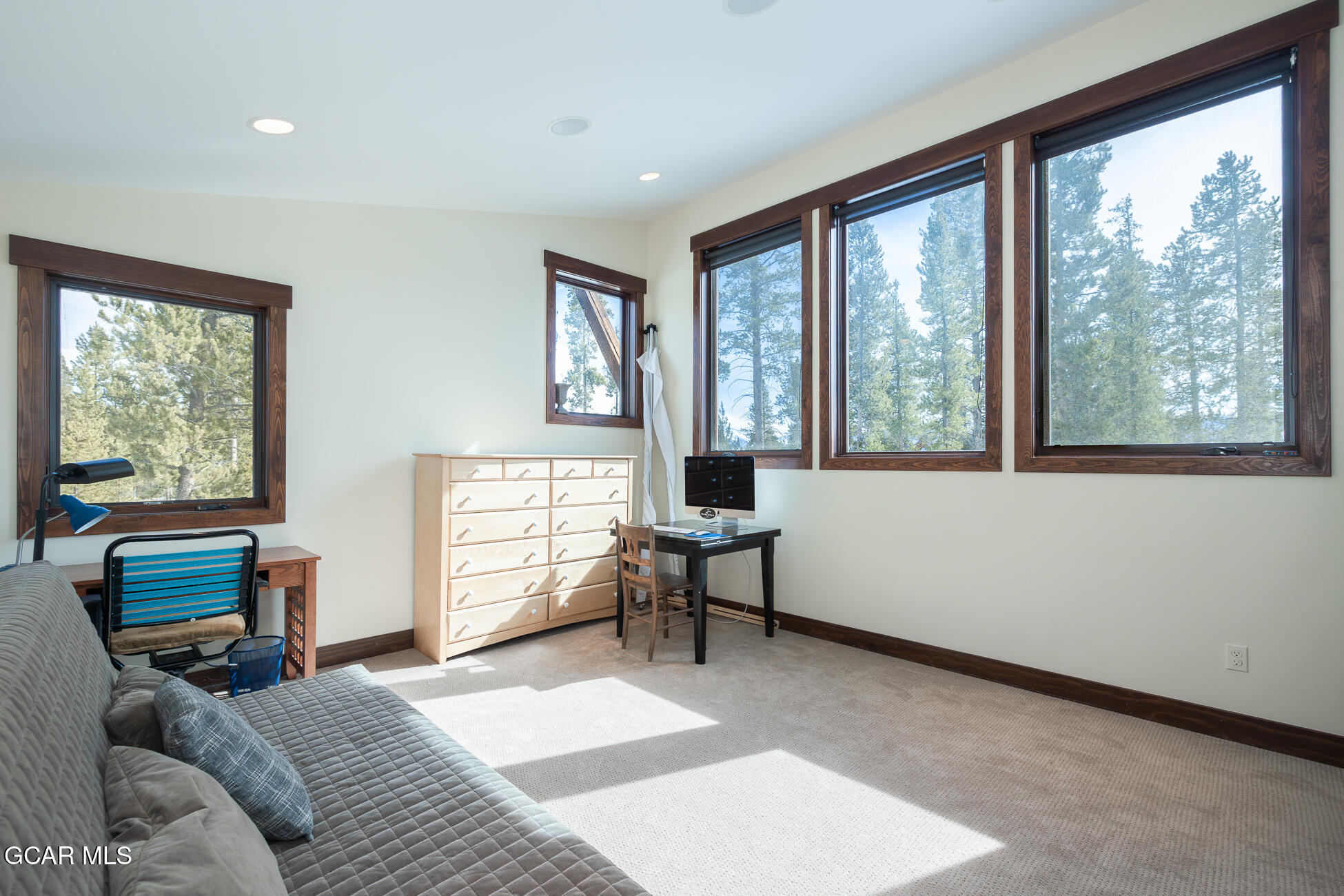 492 Mountain Peak Road