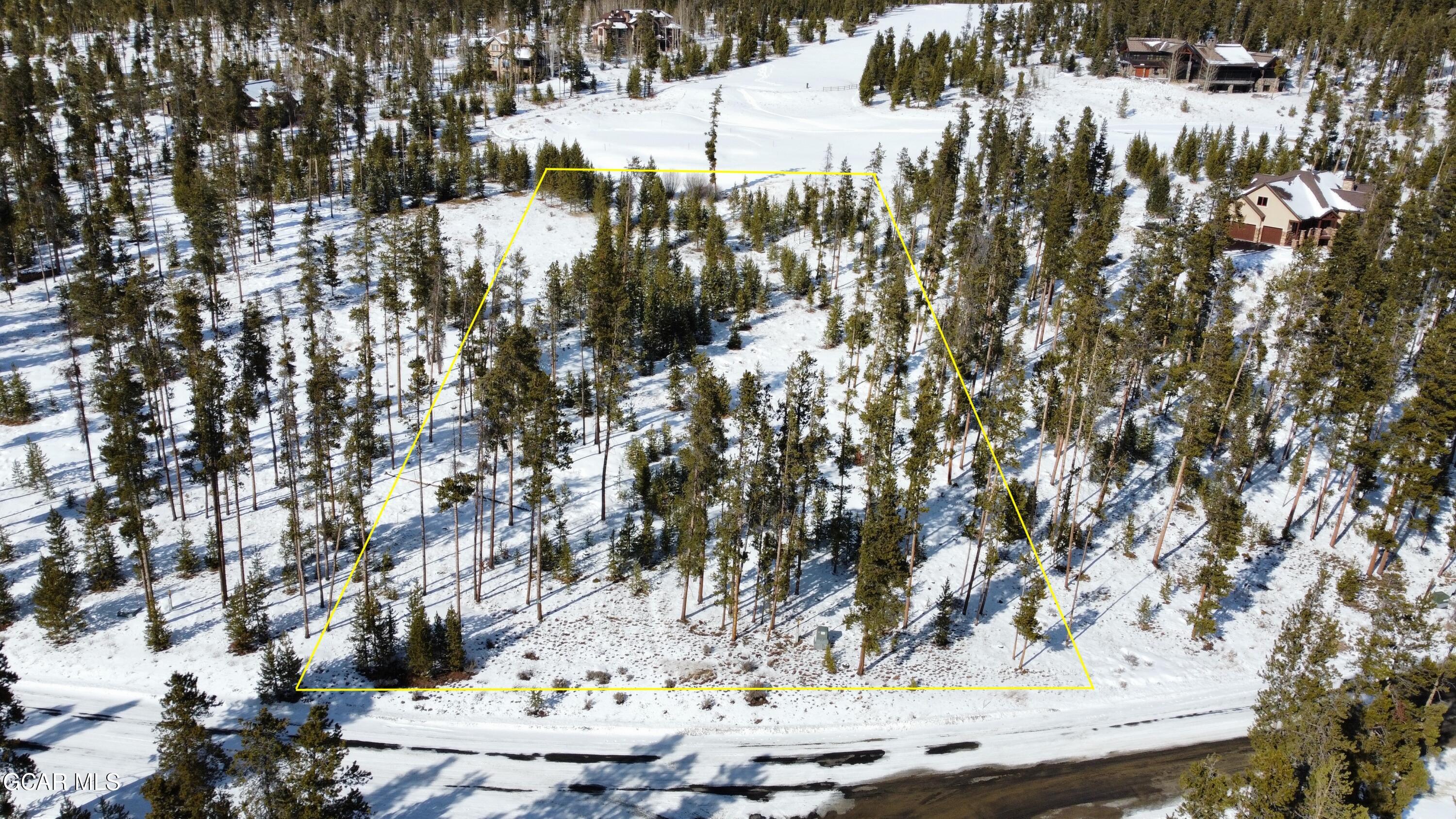 1033 Golf Course Cir