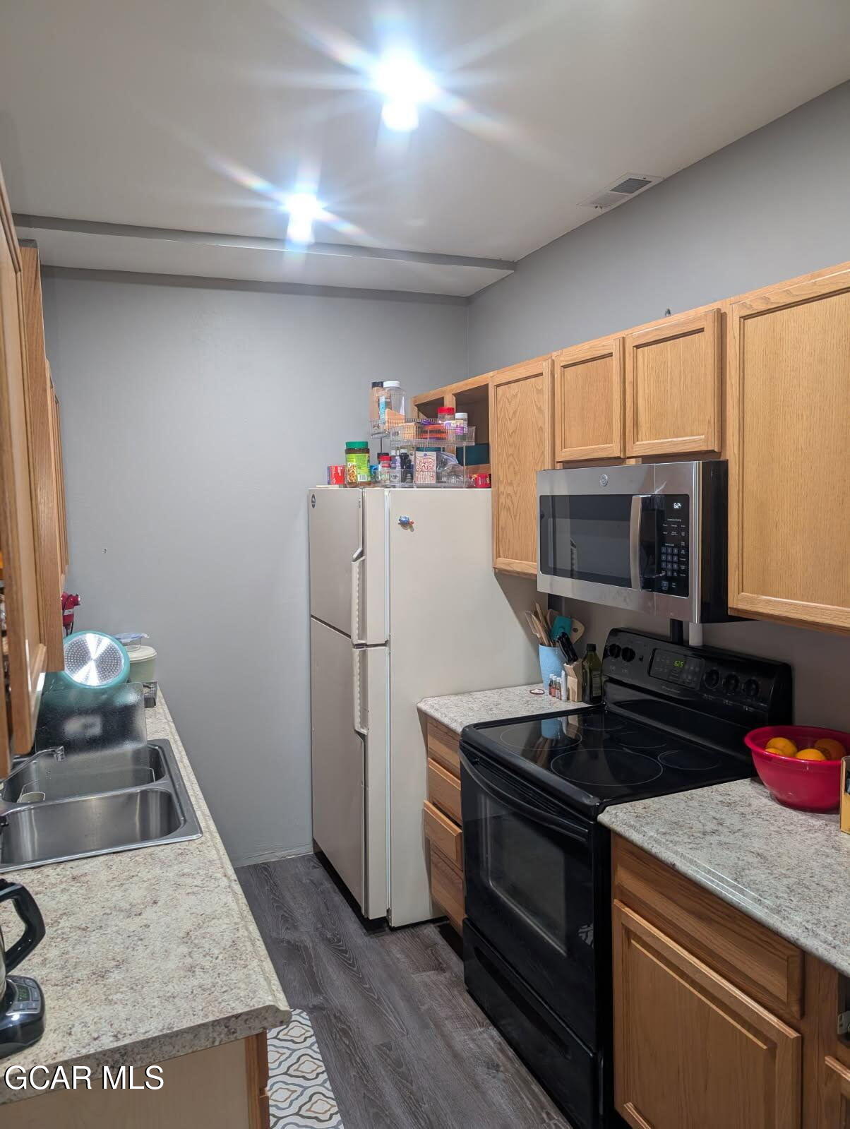 300 County Rd 4431
