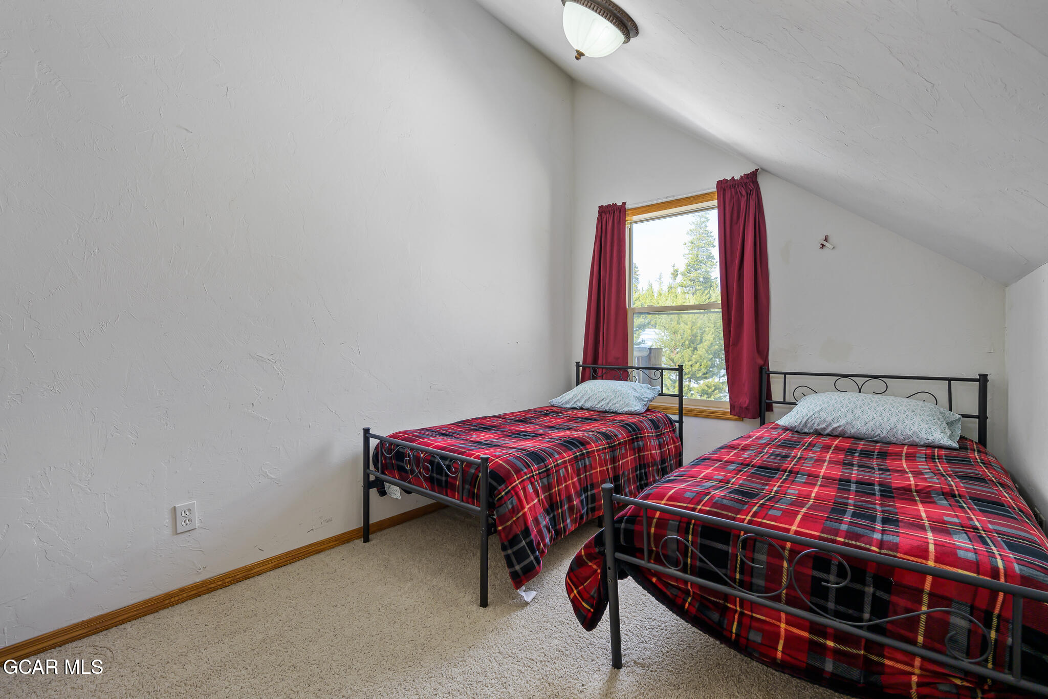 300 County Rd 4431