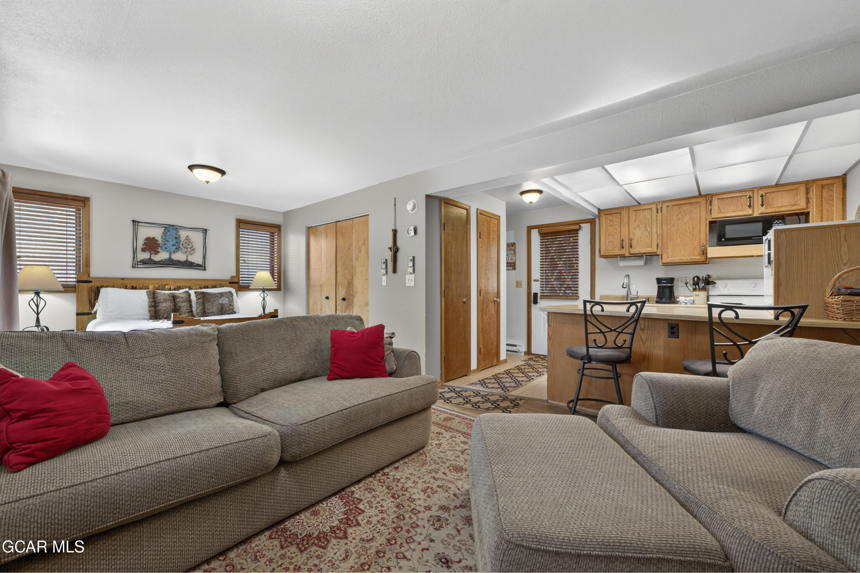 59 RIVER Drive 2