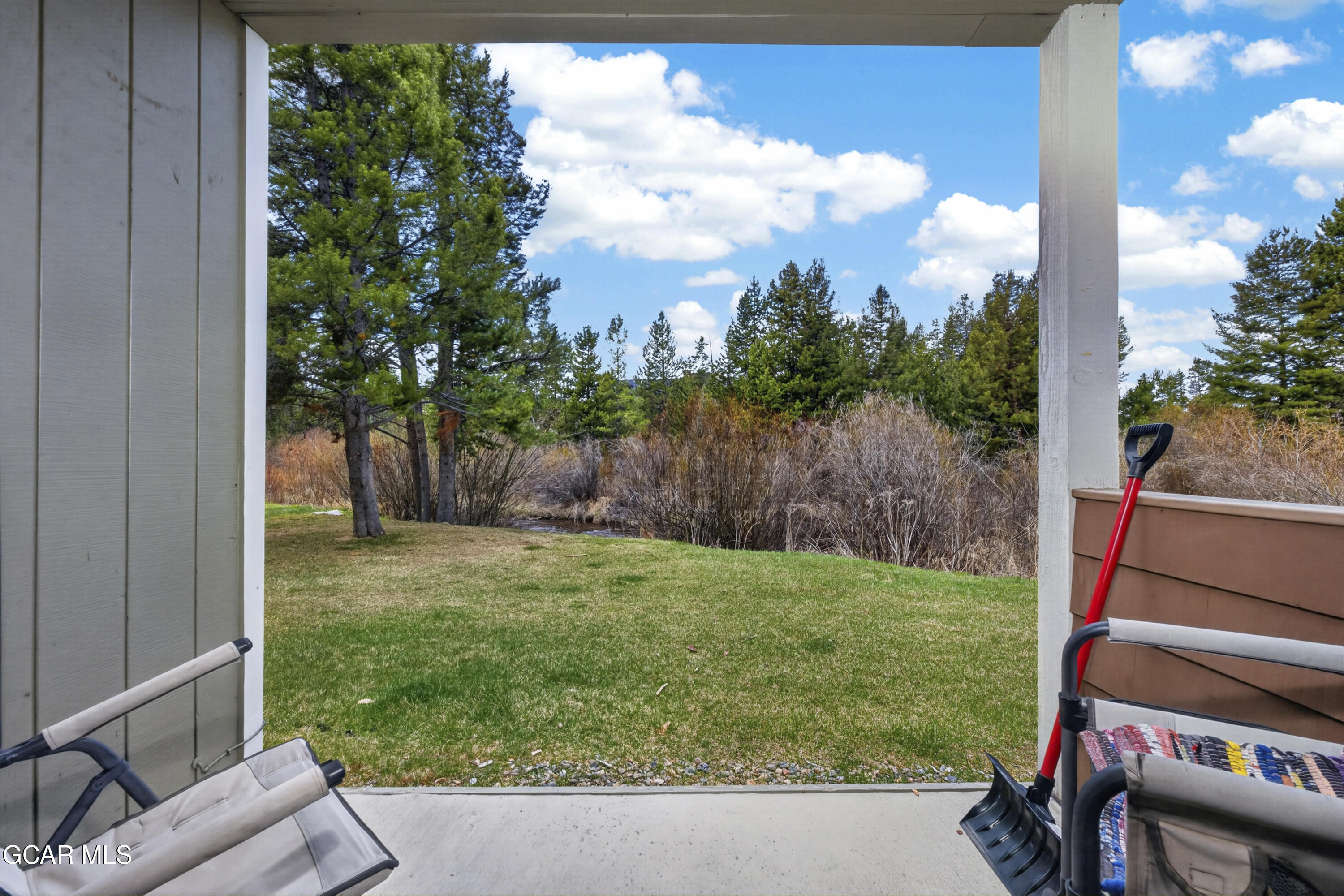 59 RIVER Drive 2