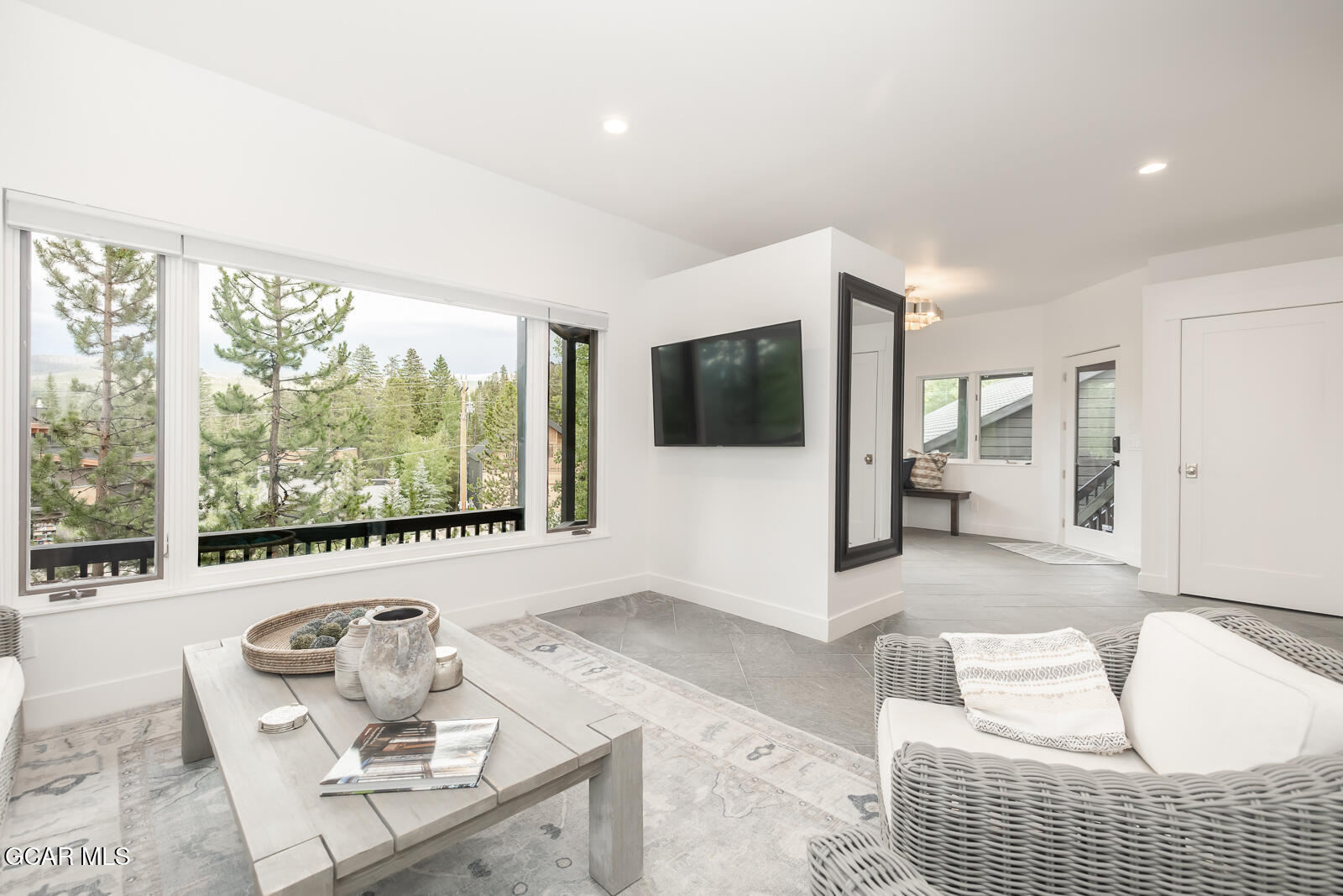 671 Vasquez Road