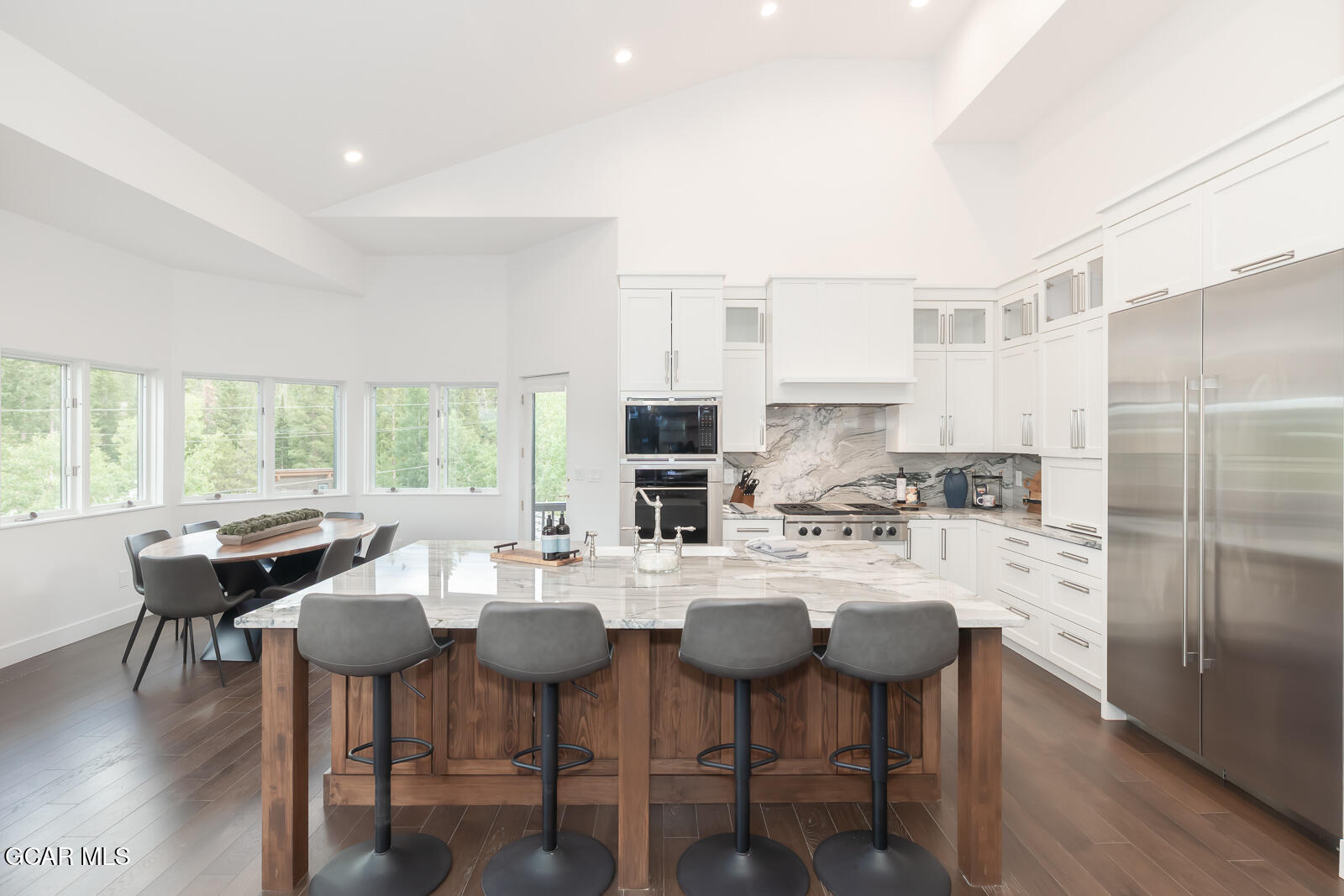 671 Vasquez Road