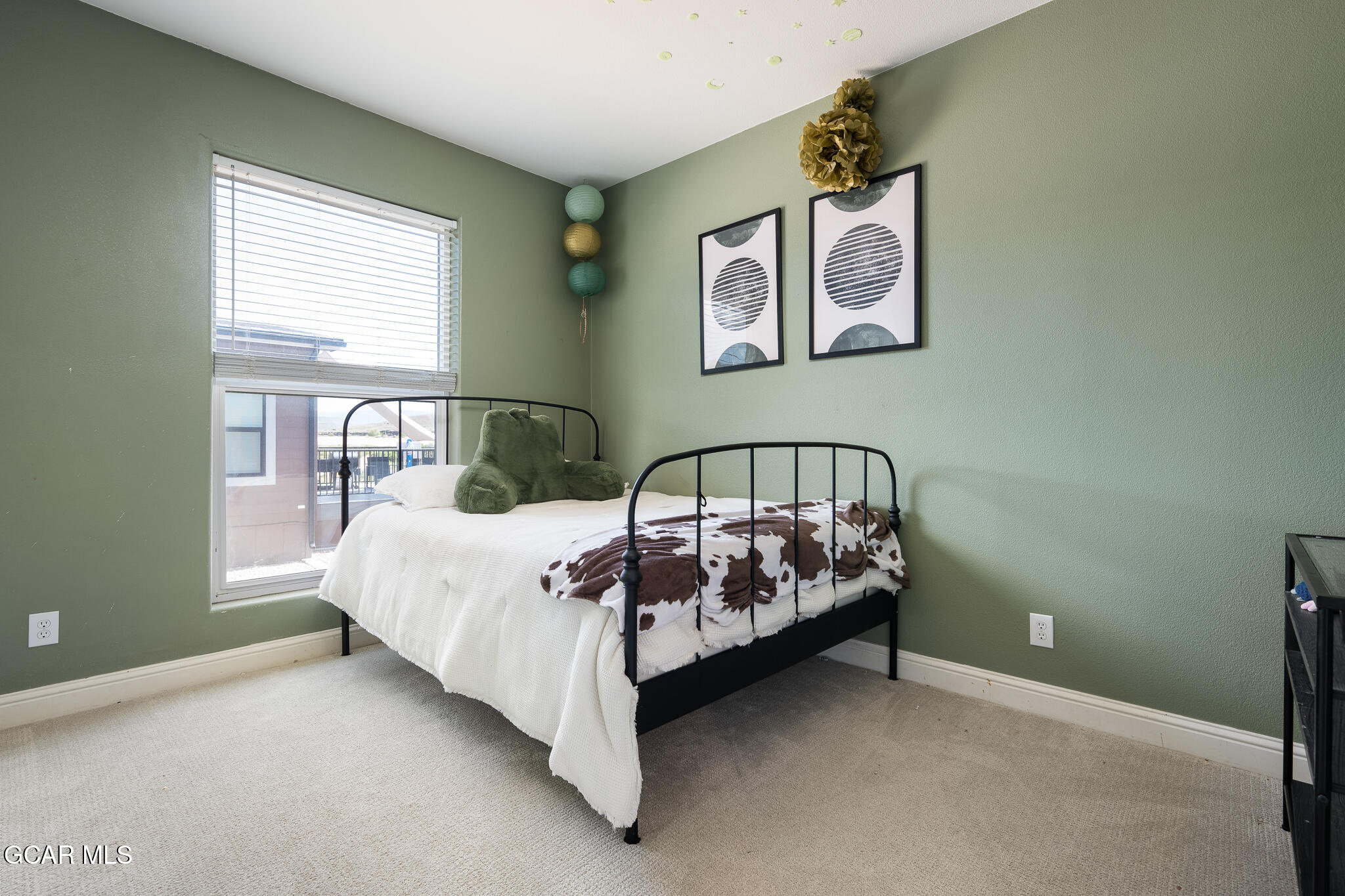 551 Summit Trail 143