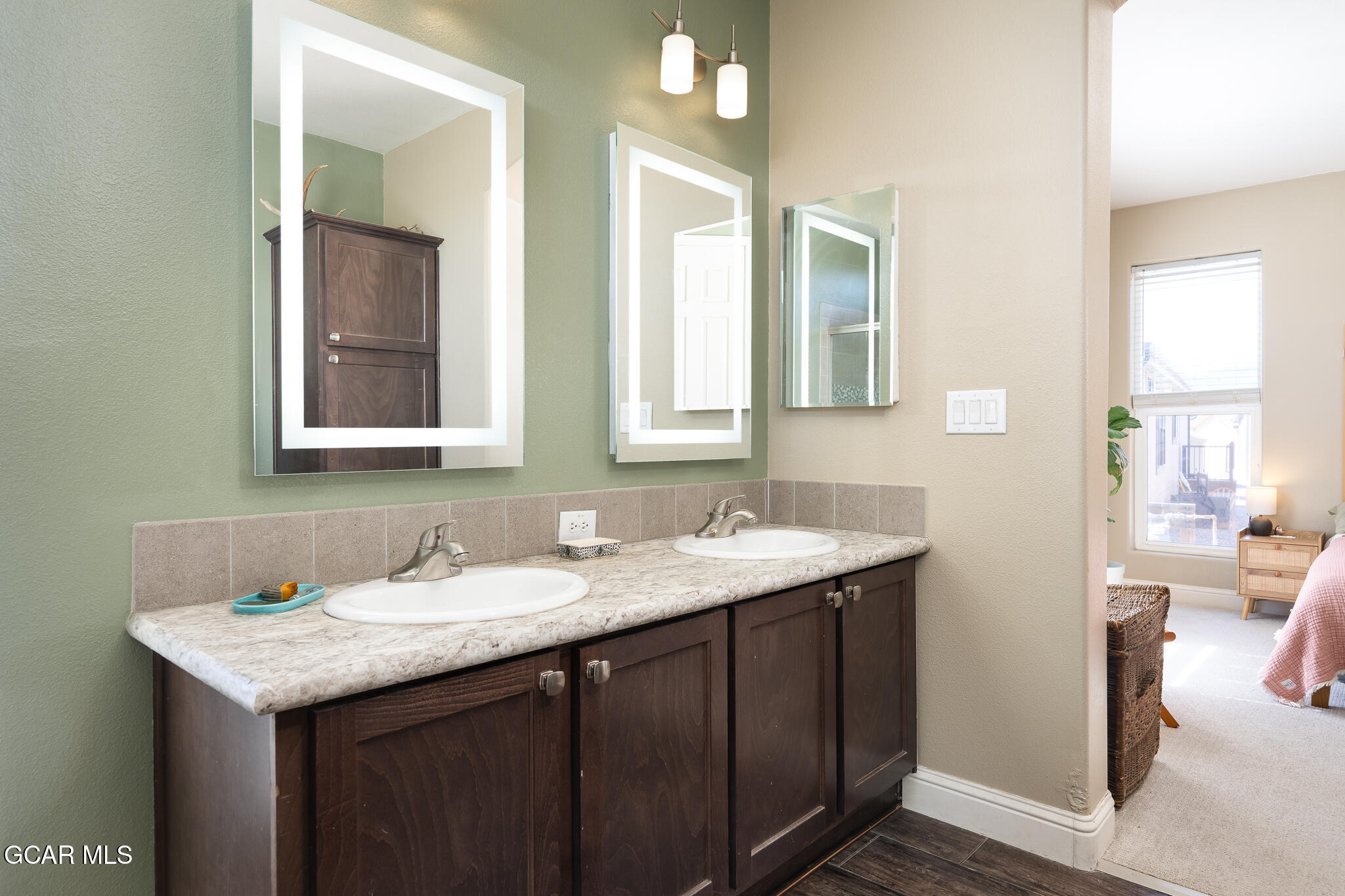 551 Summit Trail 143