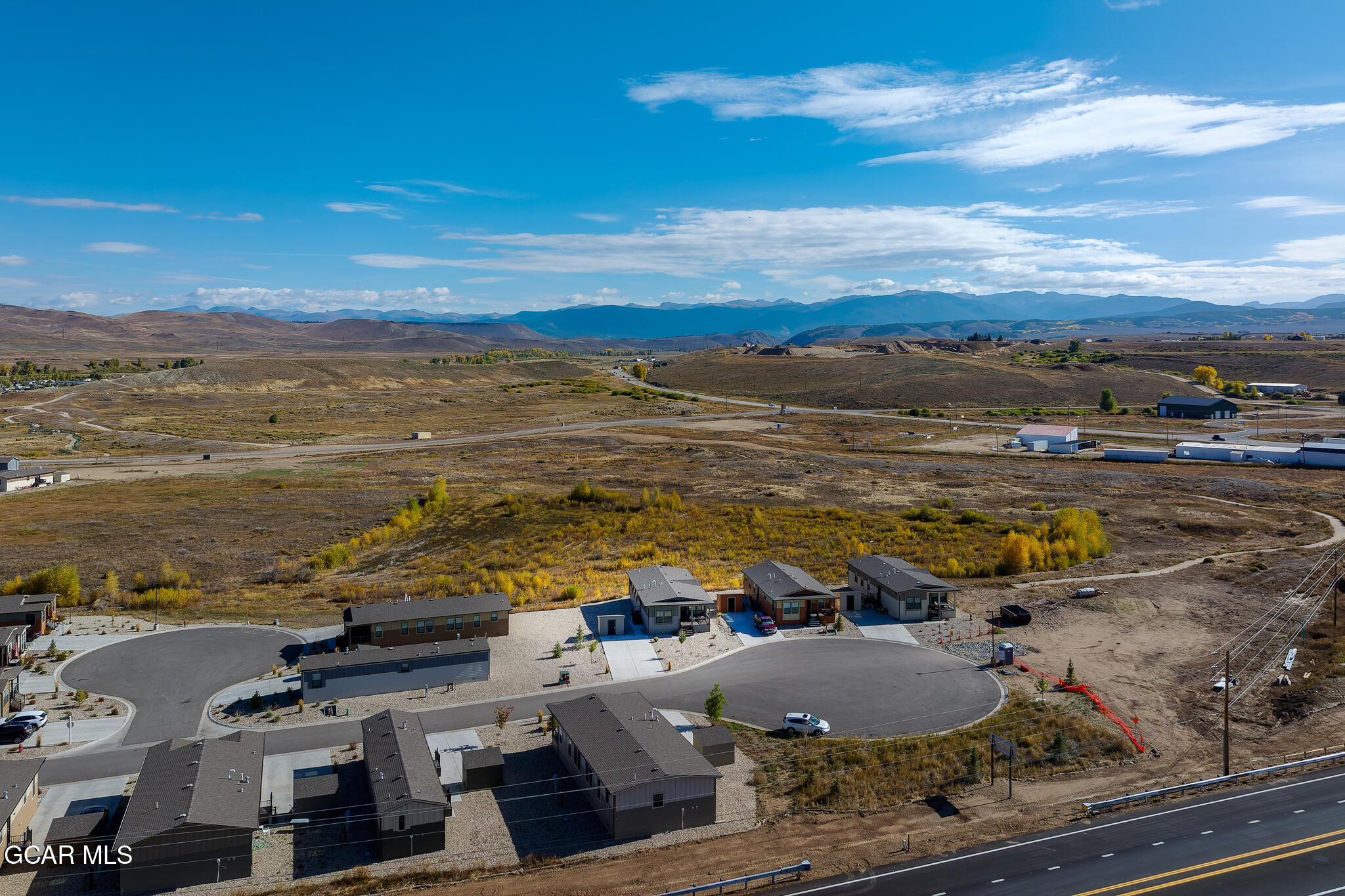 551 Summit Trail 10