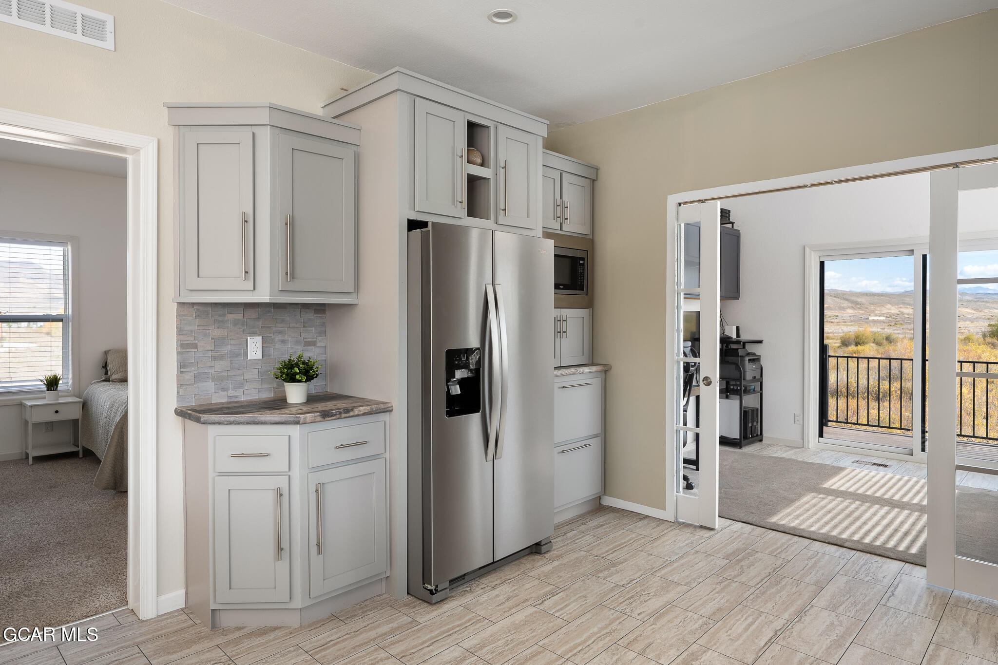 551 Summit Trail 10