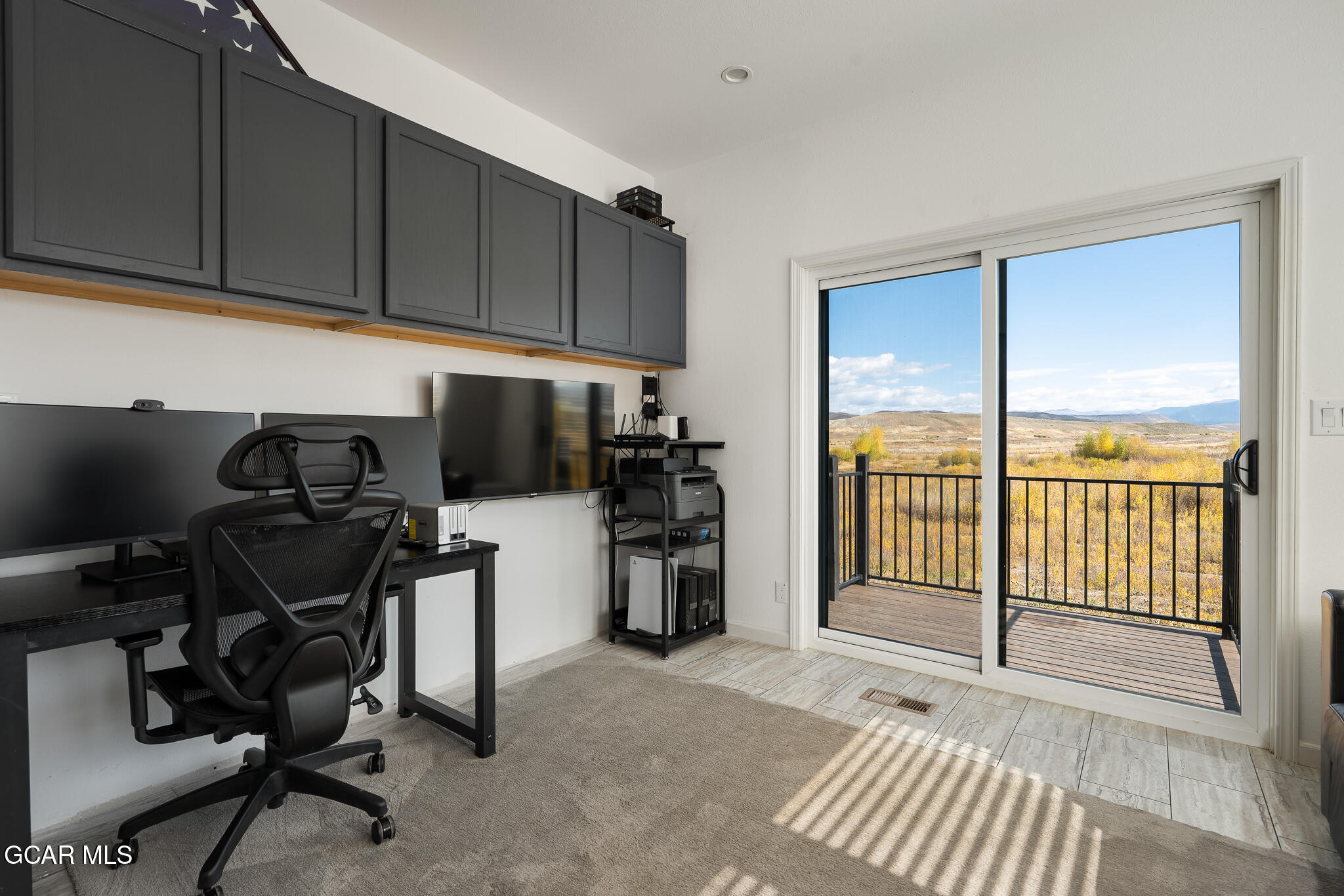 551 Summit Trail 10