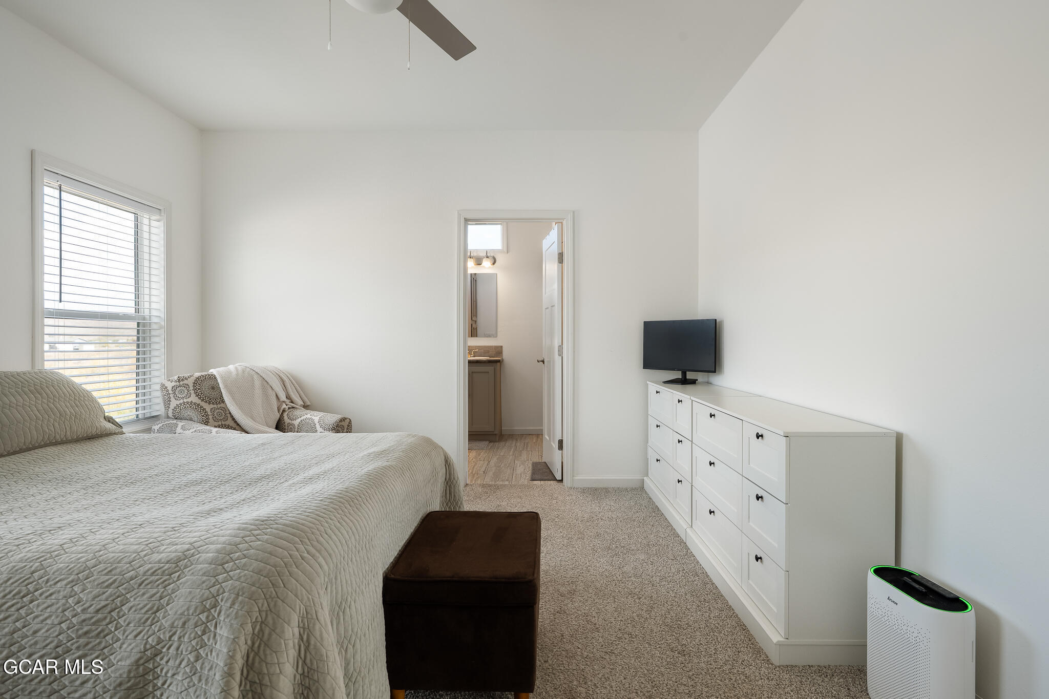 551 Summit Trail 10