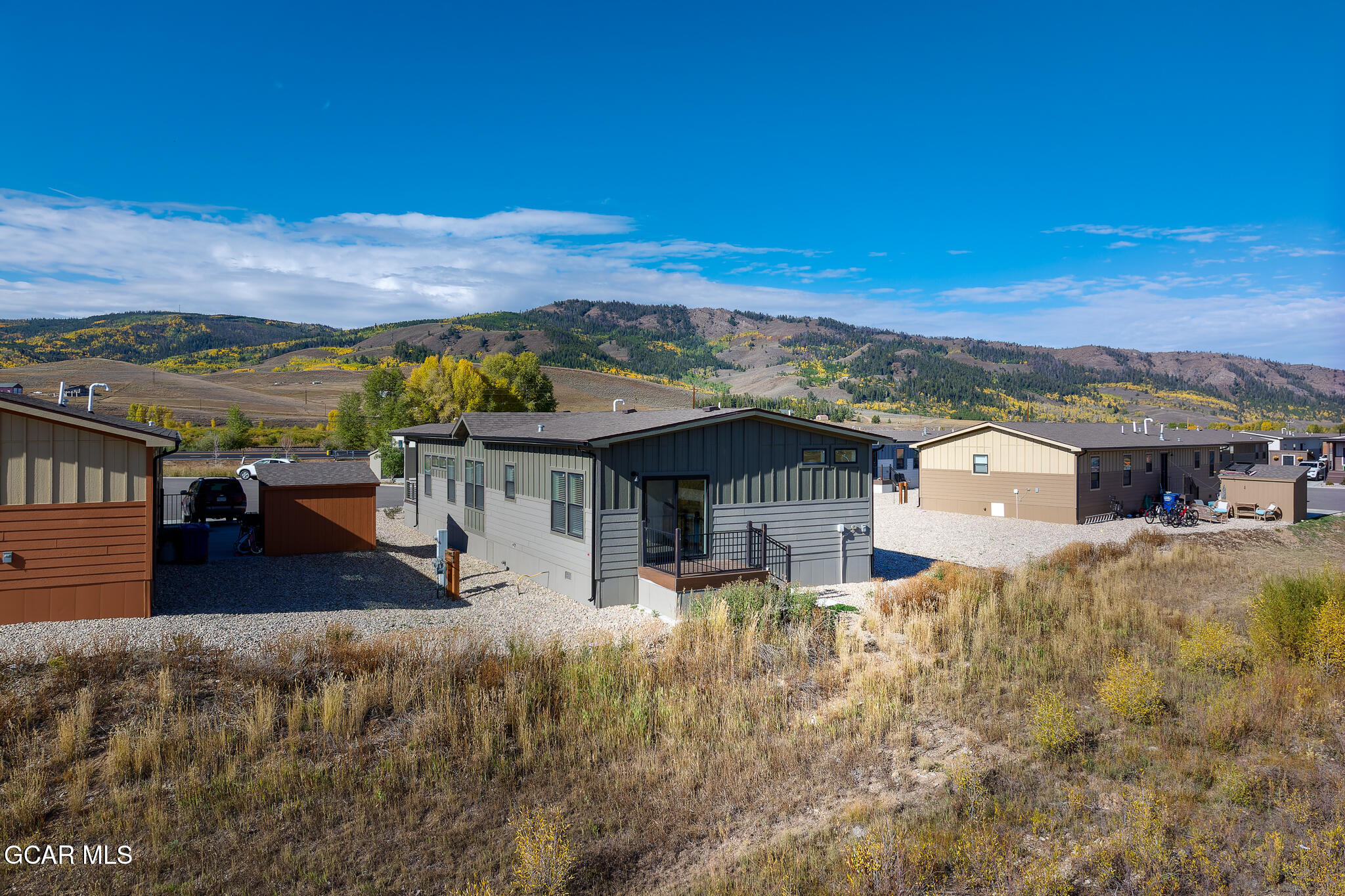 551 Summit Trail 10