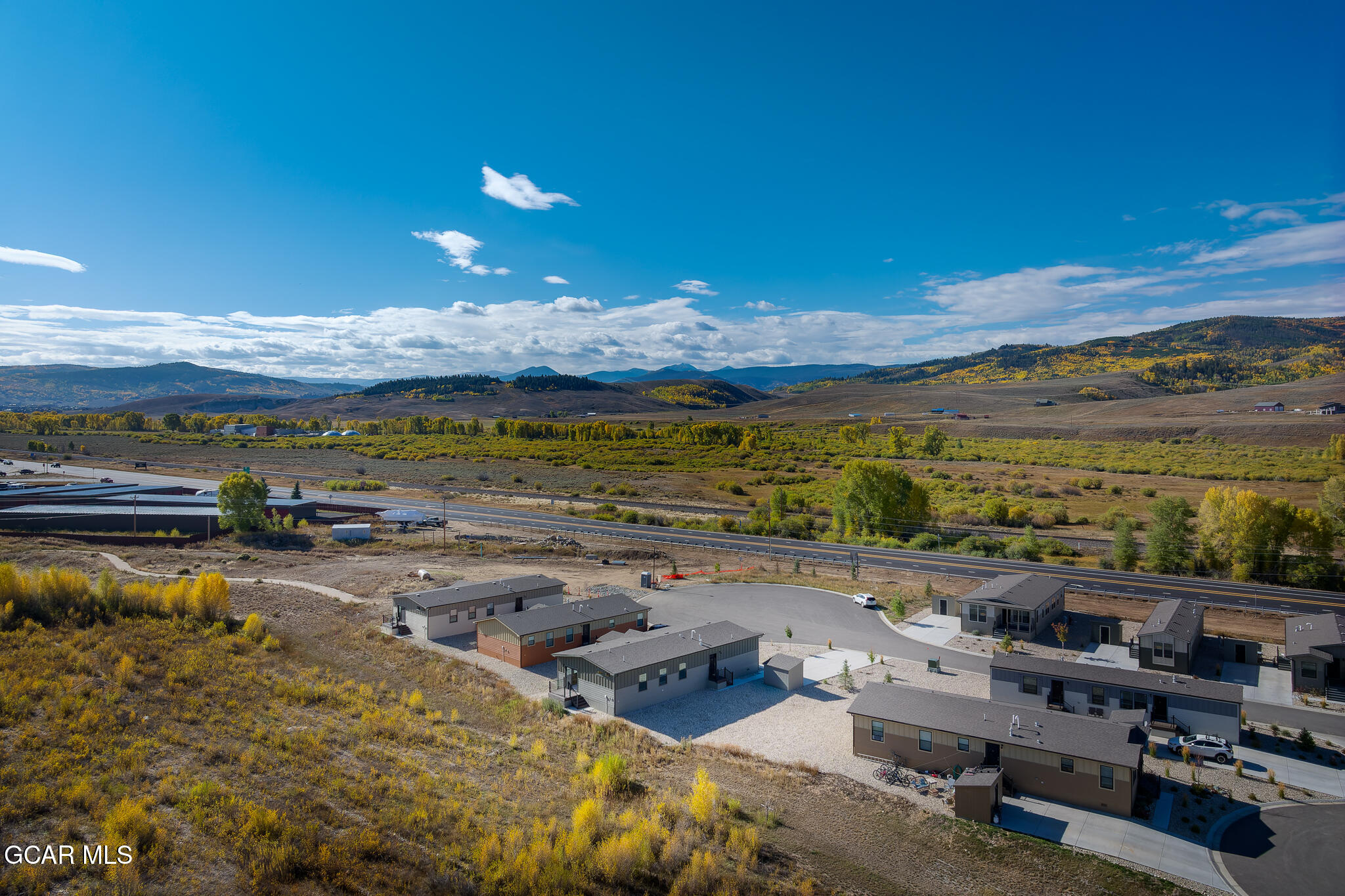 551 Summit Trail 10