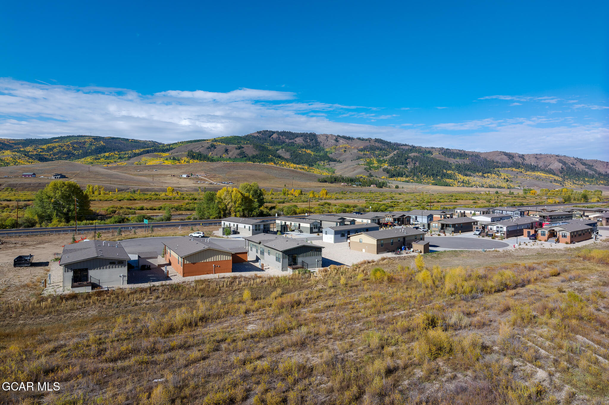 551 Summit Trail 10