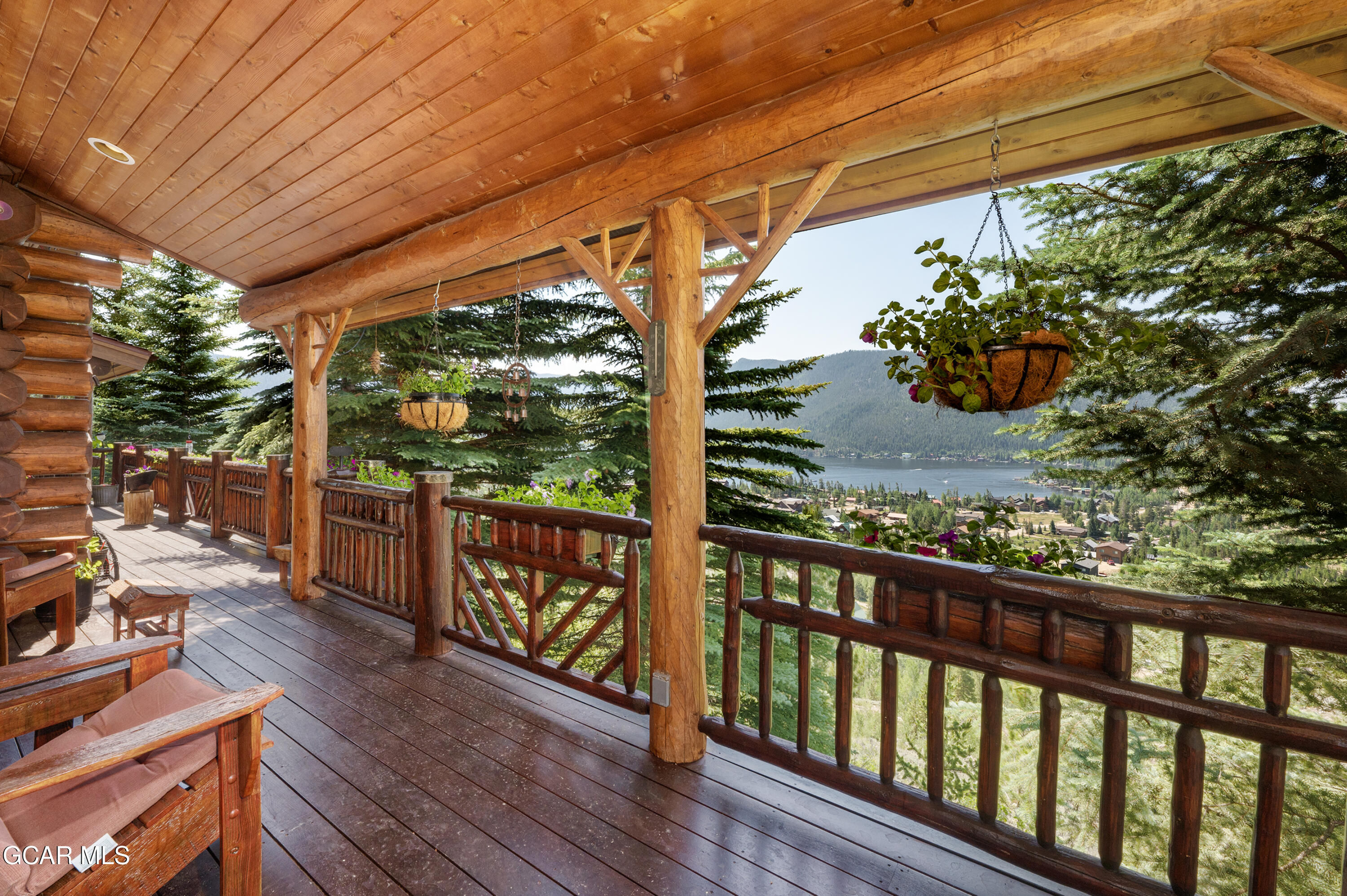 61 Farview Lane