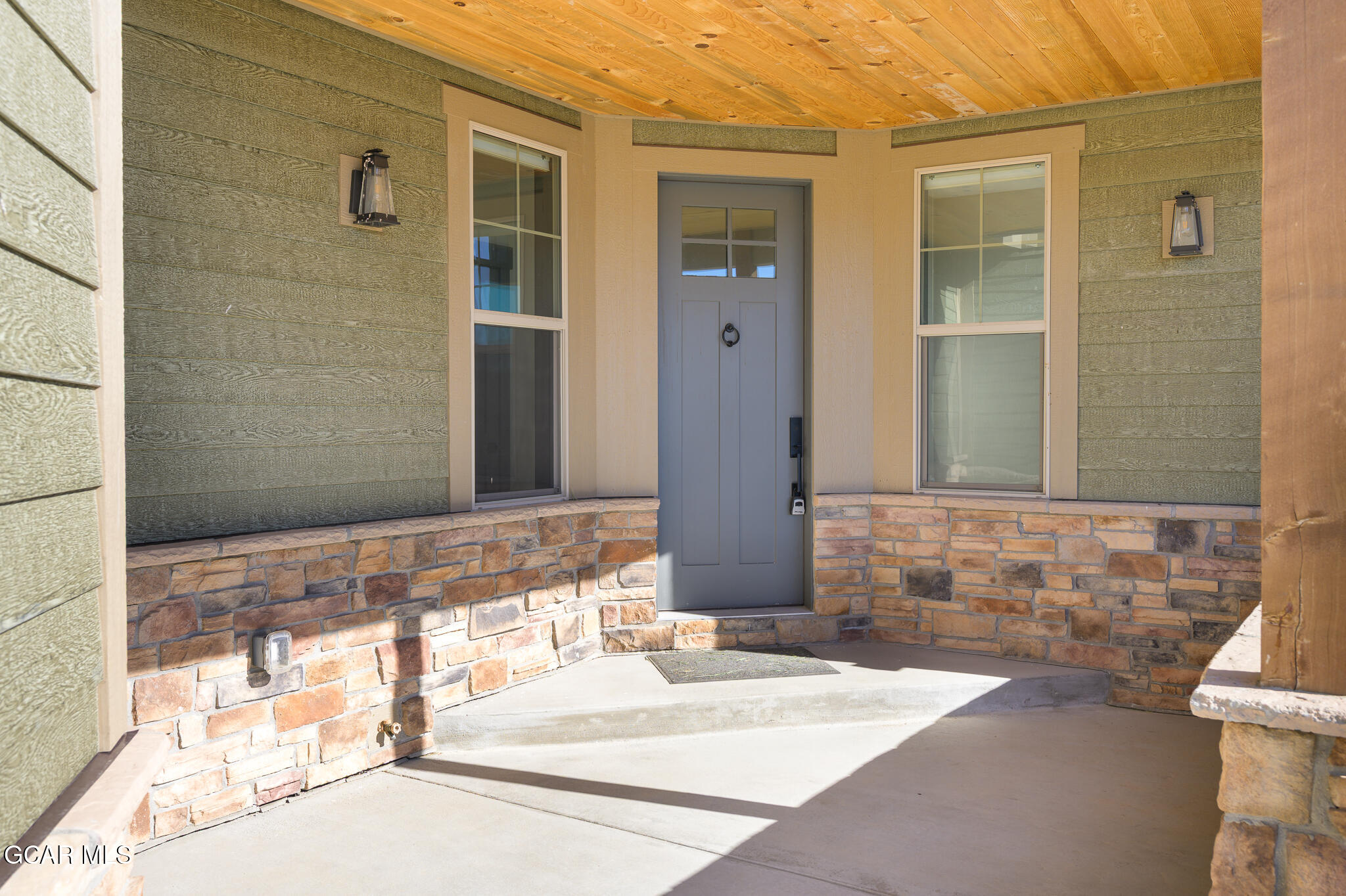 102 Eagle Ridge Drive