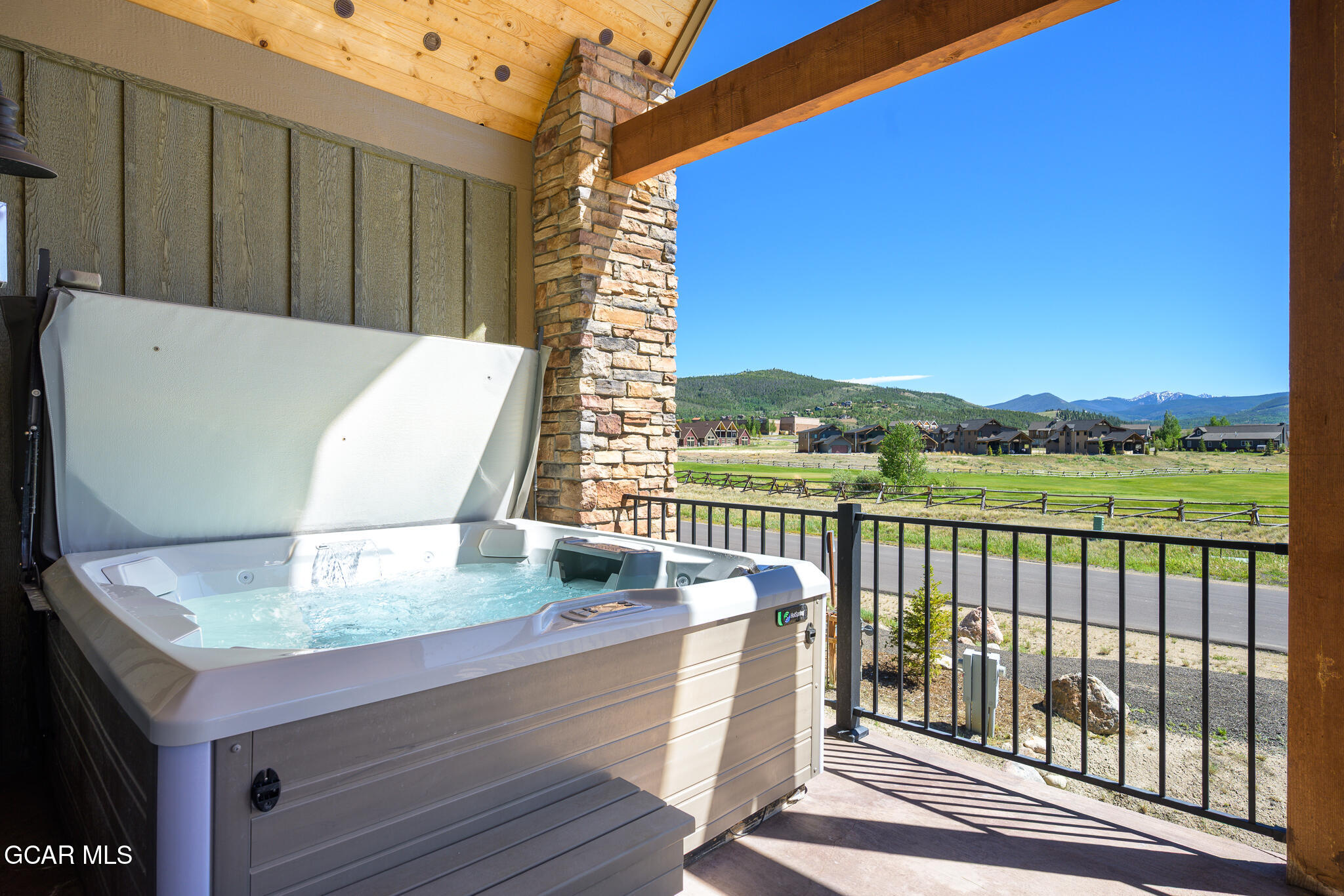 102 Eagle Ridge Drive