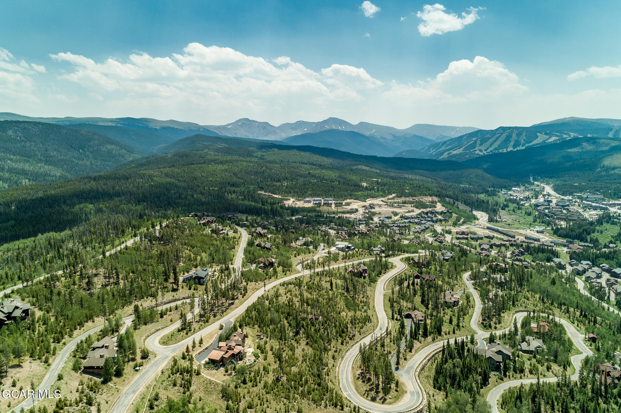 1055 Pioneer Trail