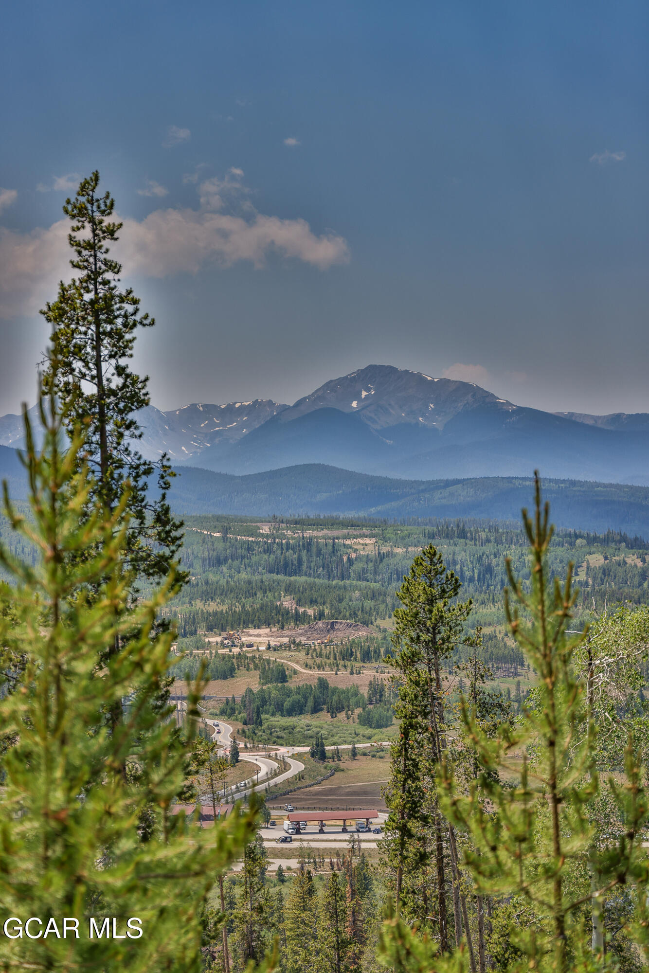 1055 Pioneer Trail