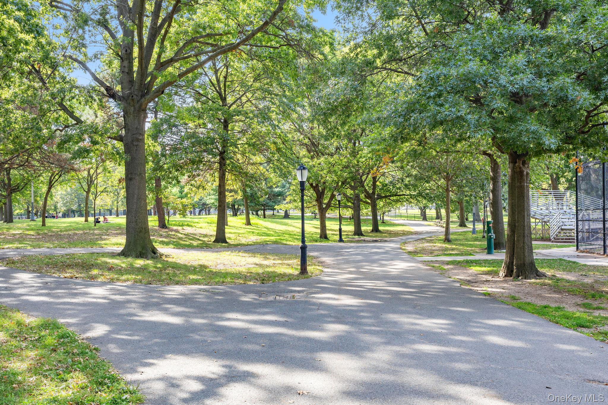 7521 Caldwell Avenue