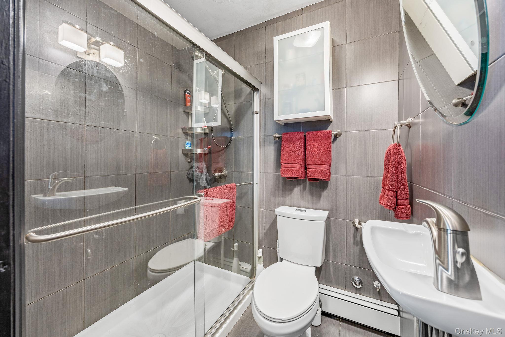 7521 Caldwell Avenue