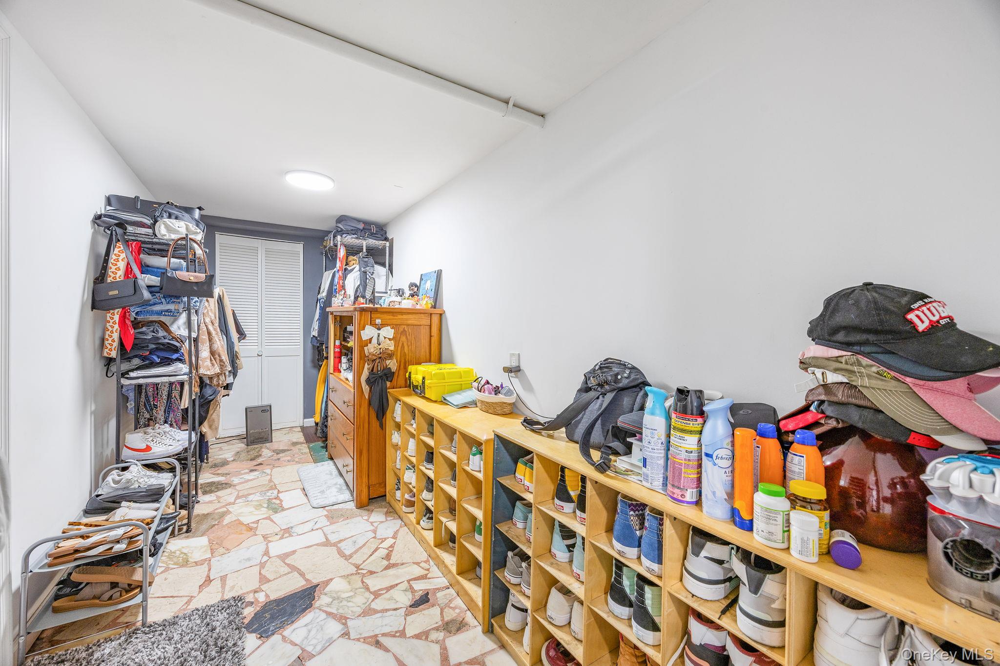 7521 Caldwell Avenue