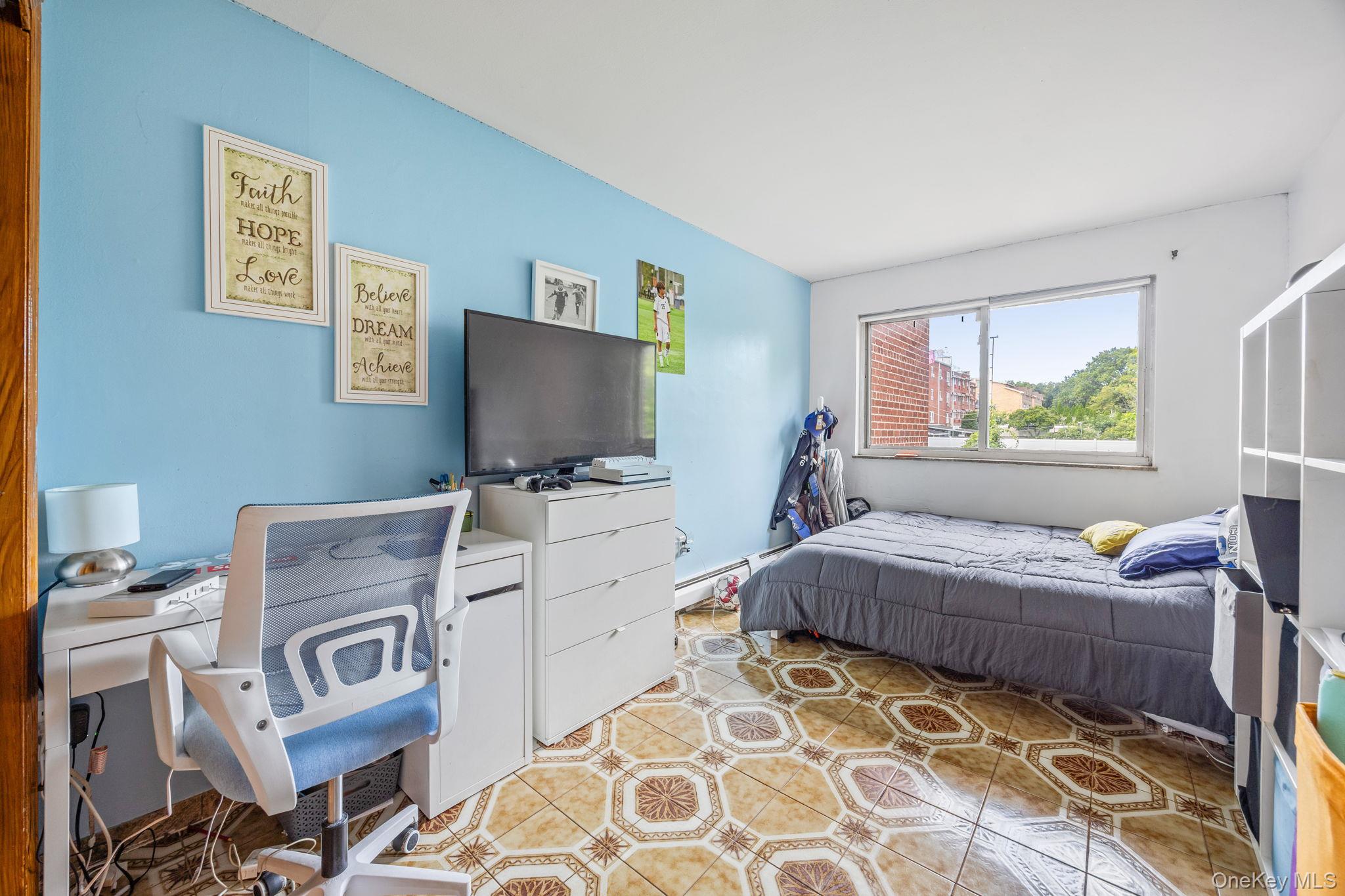 7521 Caldwell Avenue