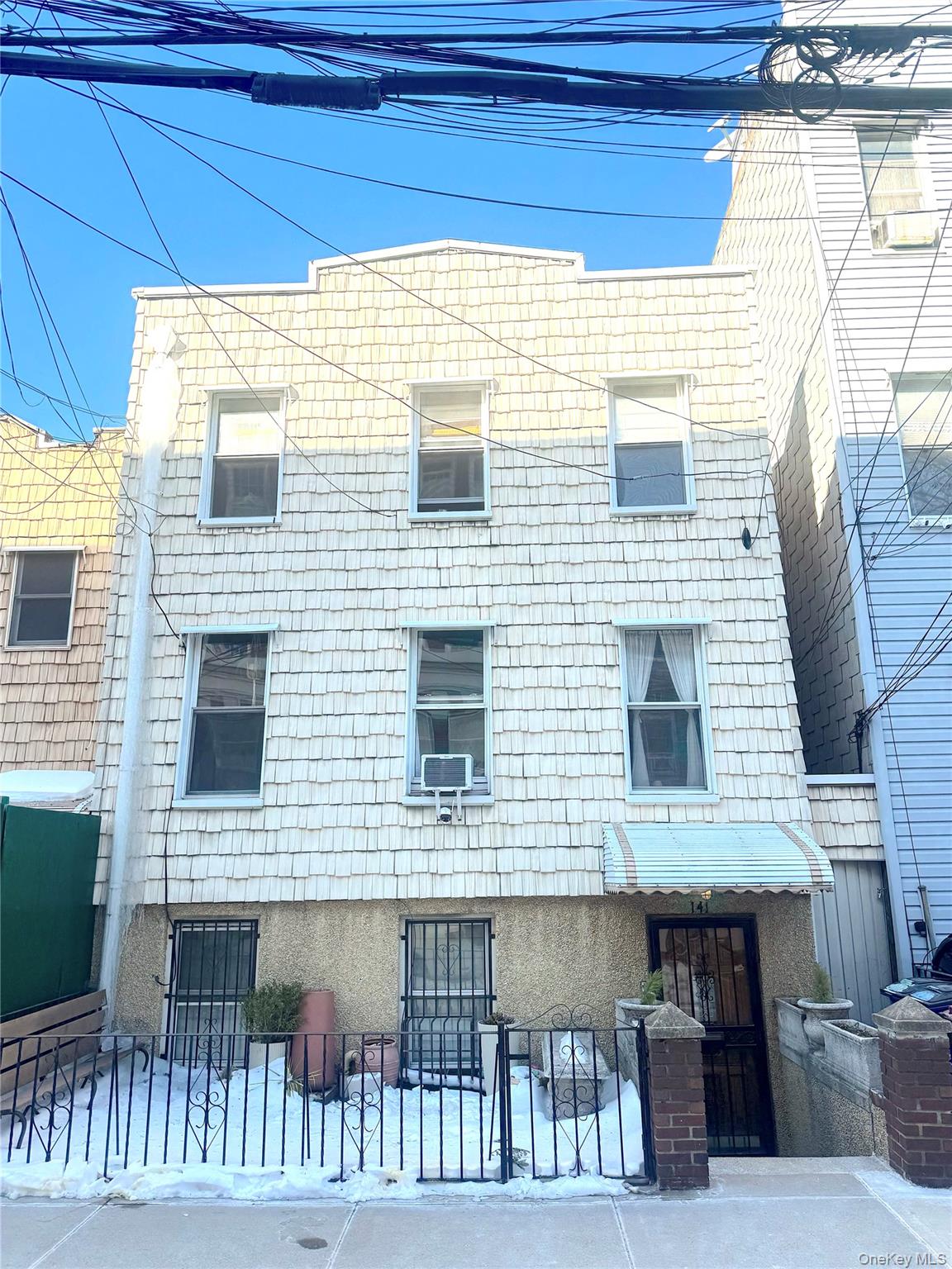141 Conselyea Street