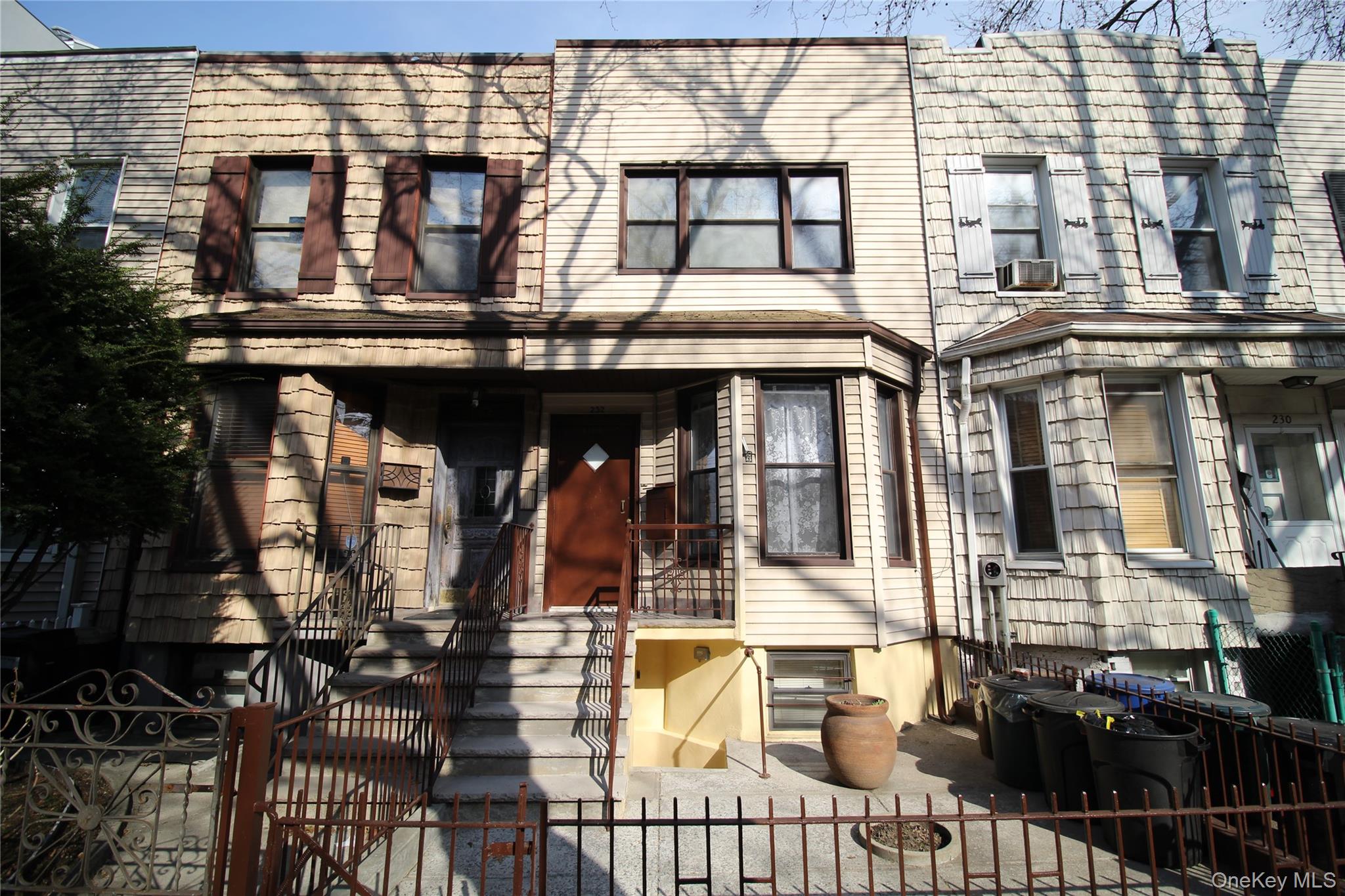 232 N Henry Street