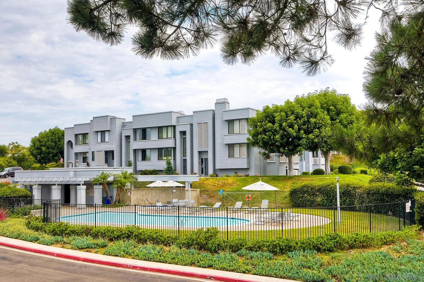 1043 Freedom Court
