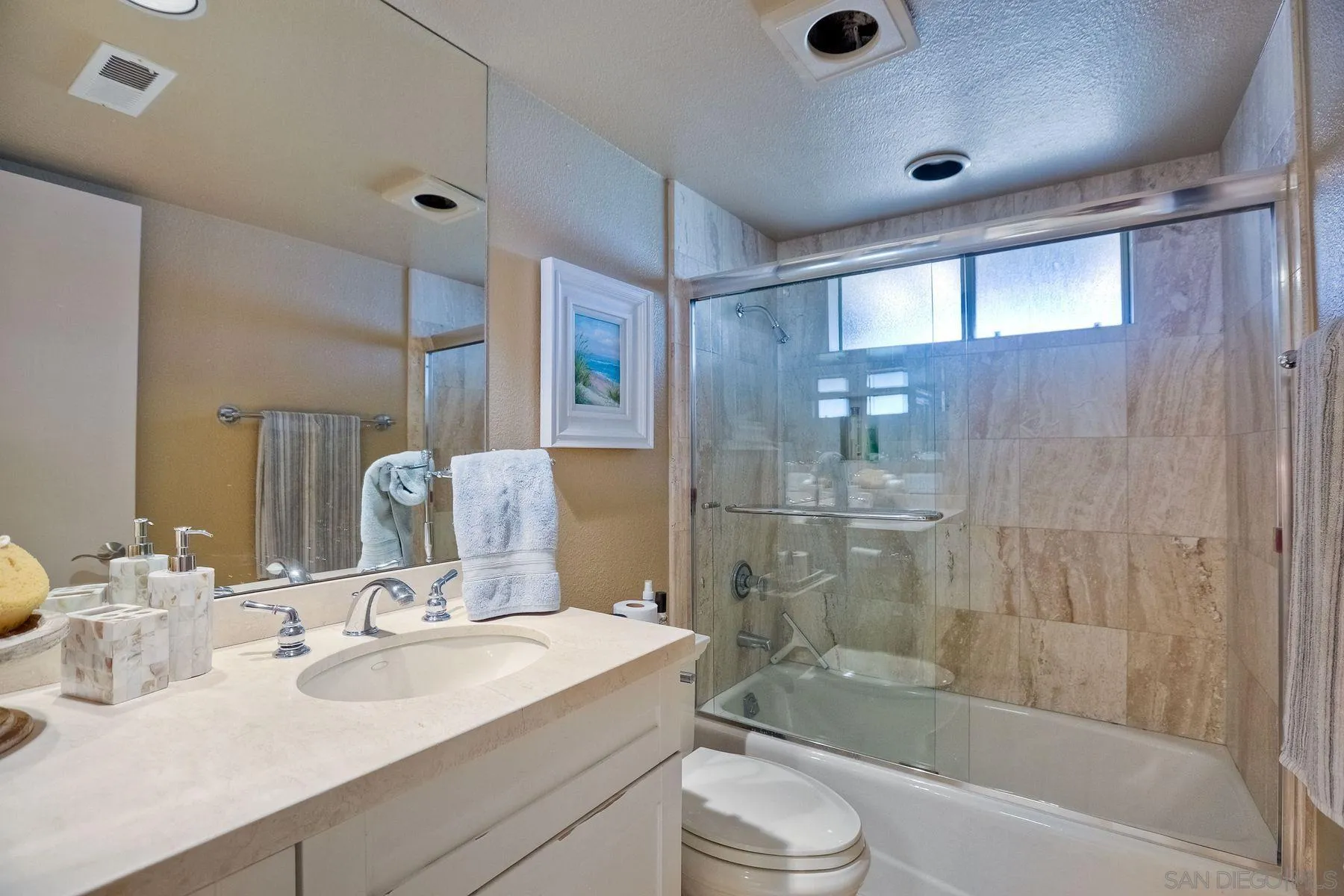 1043 Freedom Court