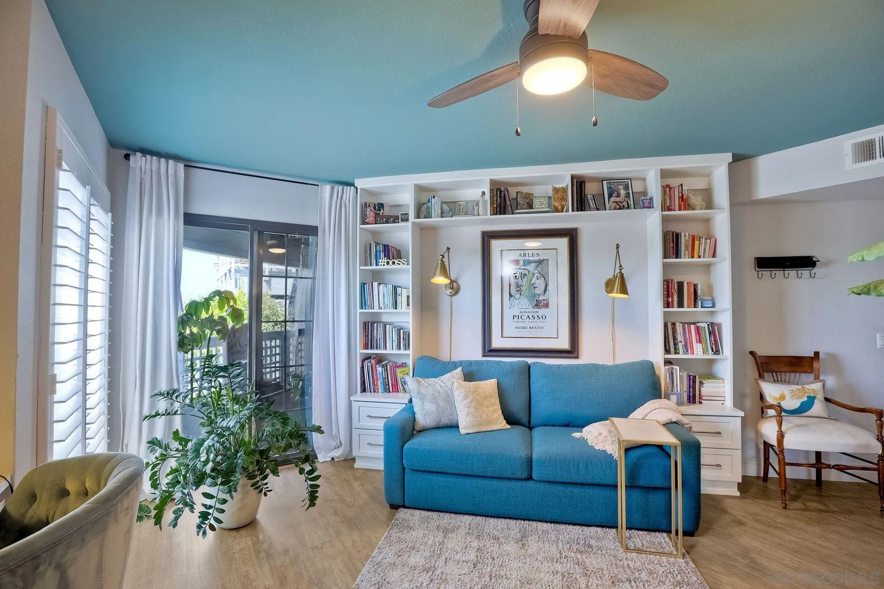 1043 Freedom Court