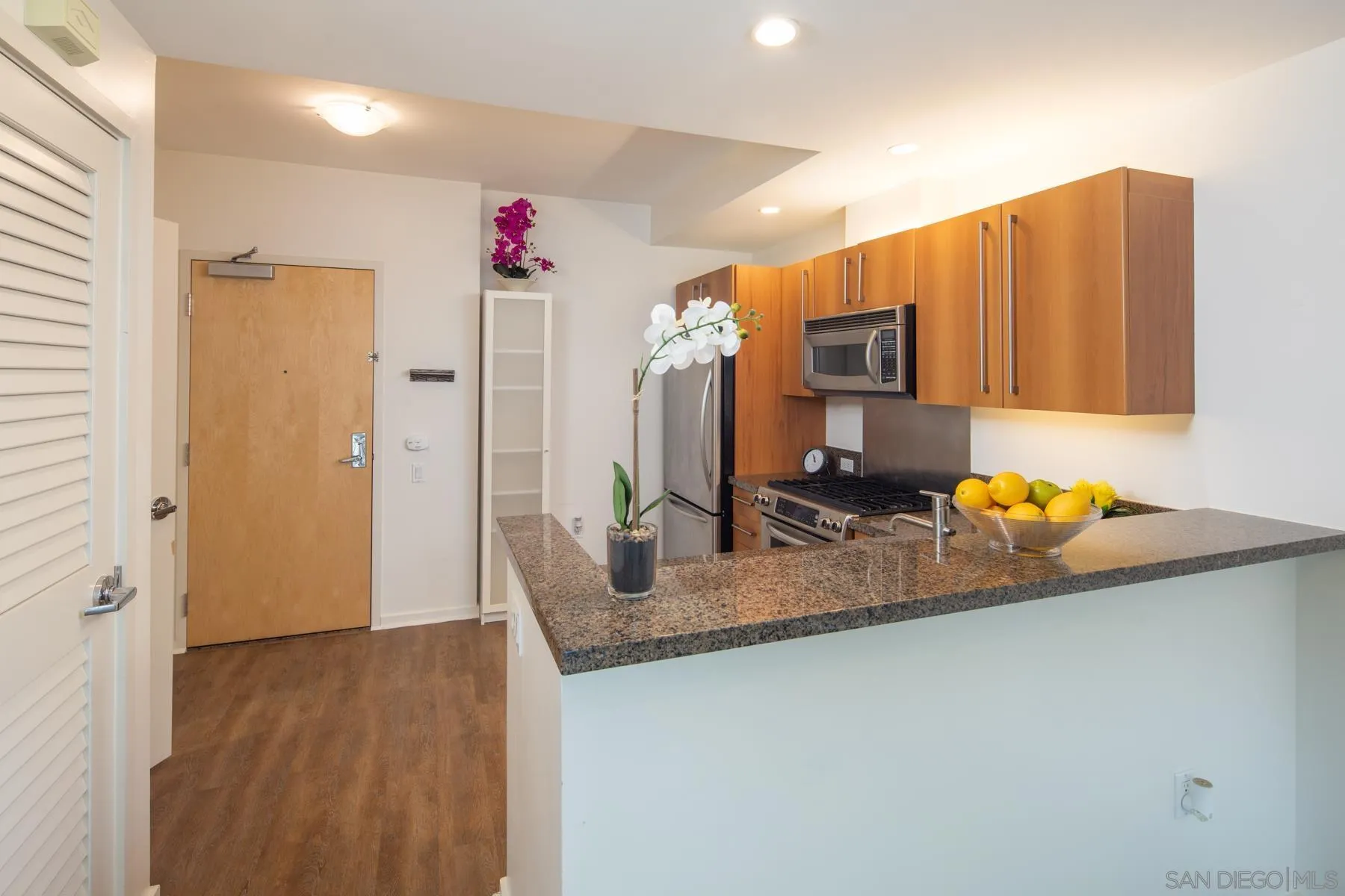 321 10th Ave Unit 304