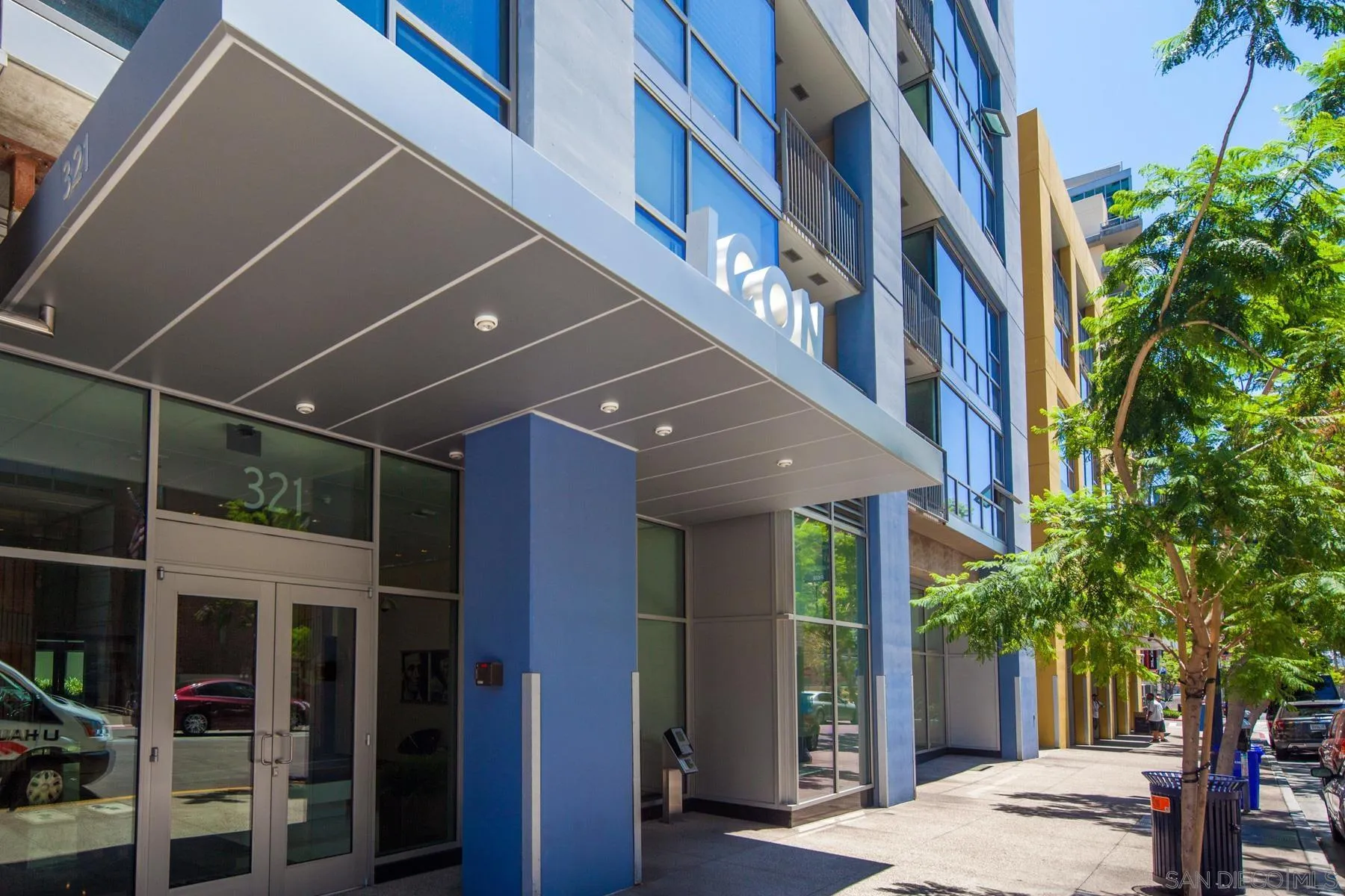 321 10th Ave Unit 304