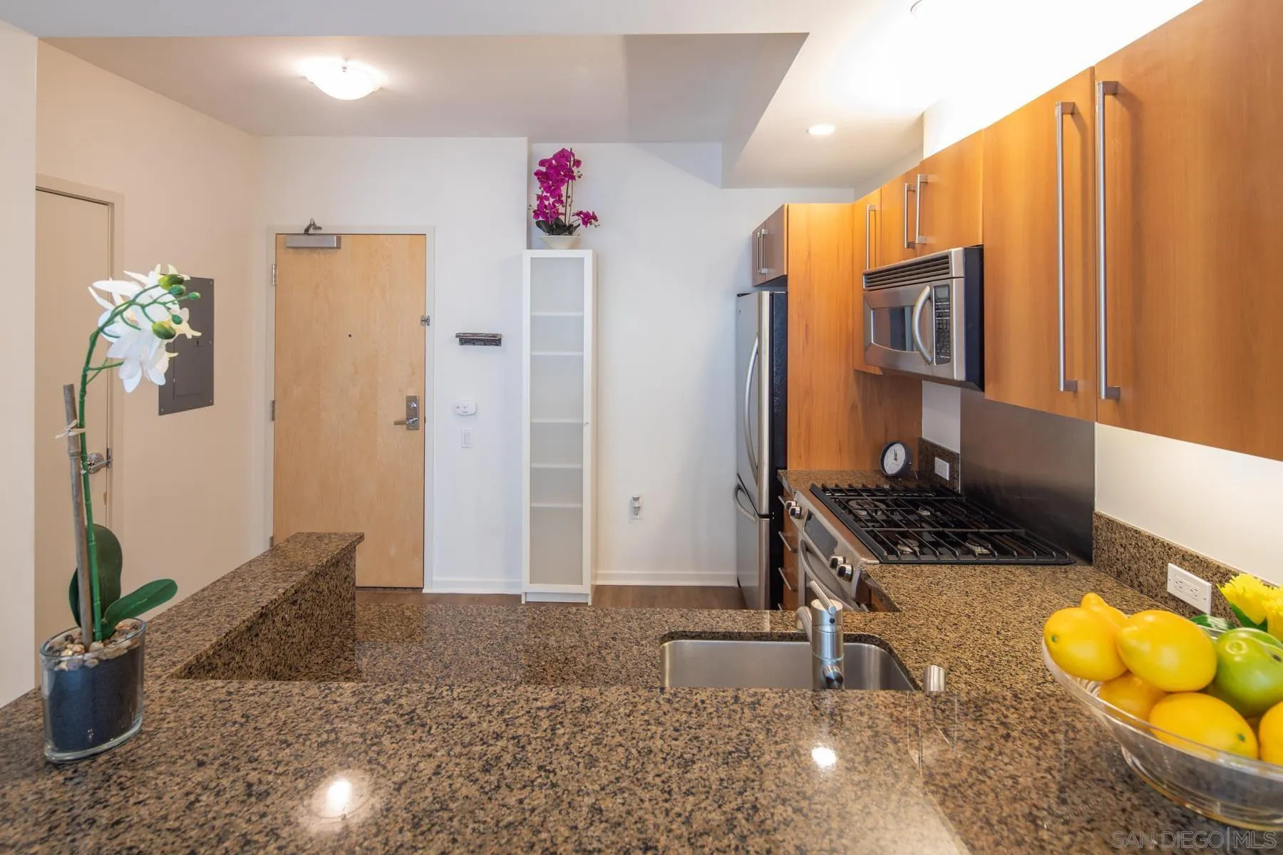 321 10th Ave Unit 304
