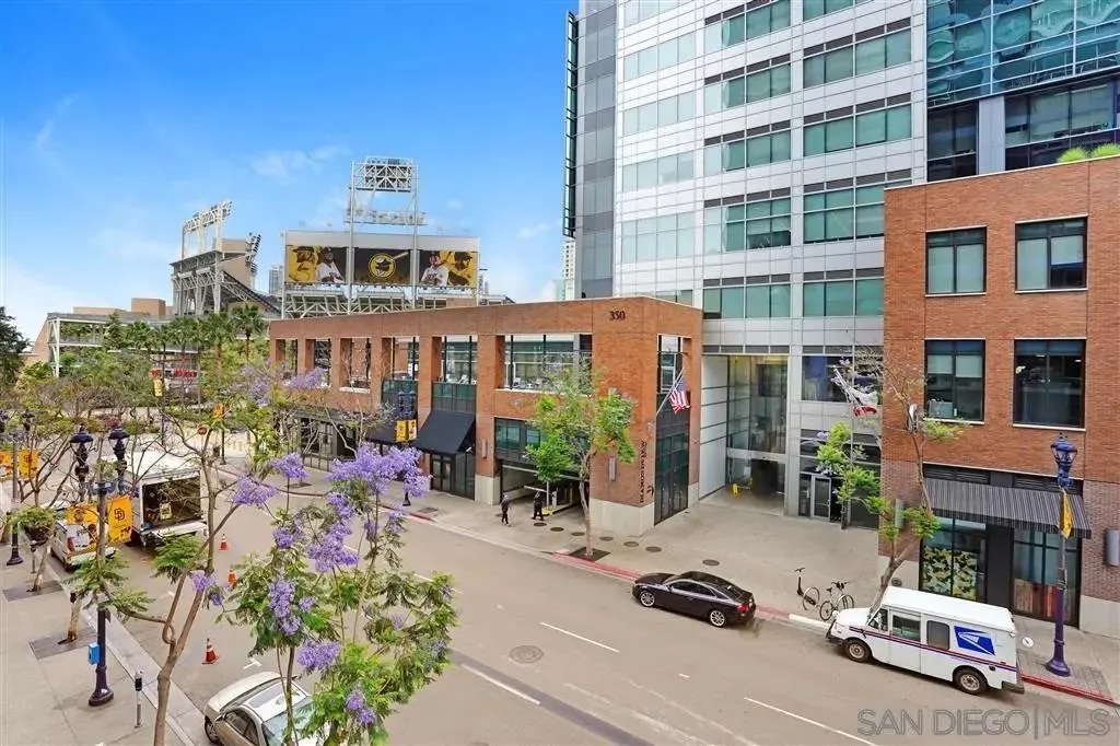 321 10th Avenue Unit 304 Unit 304