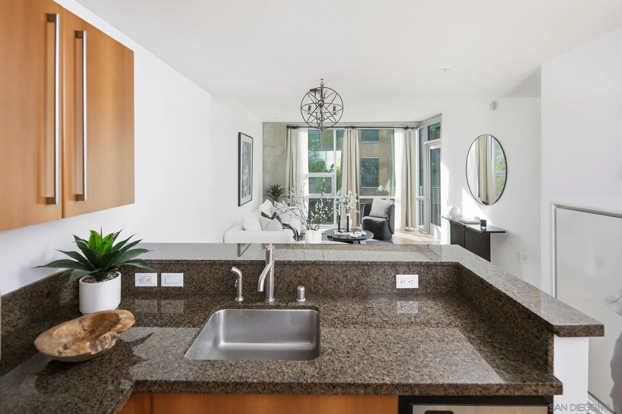 321 10th Ave Unit 304