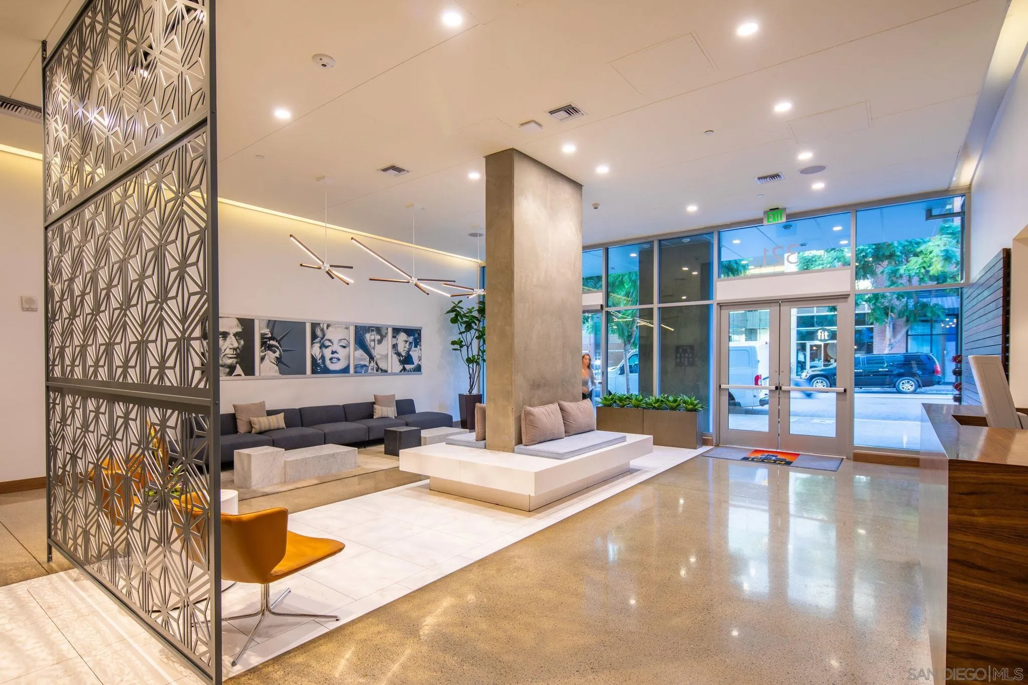 321 10th Ave Unit 304