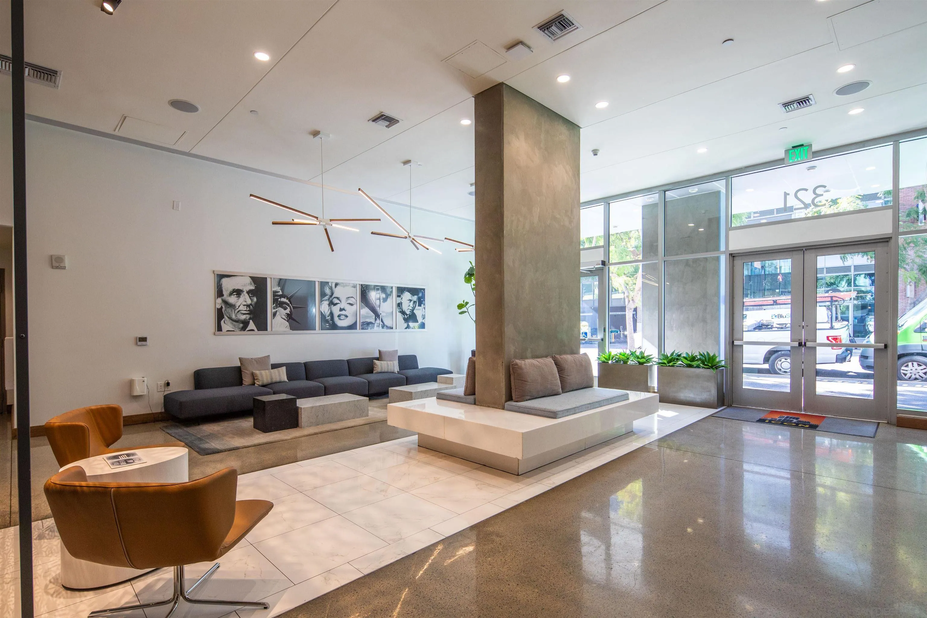 321 10th Ave Unit 304