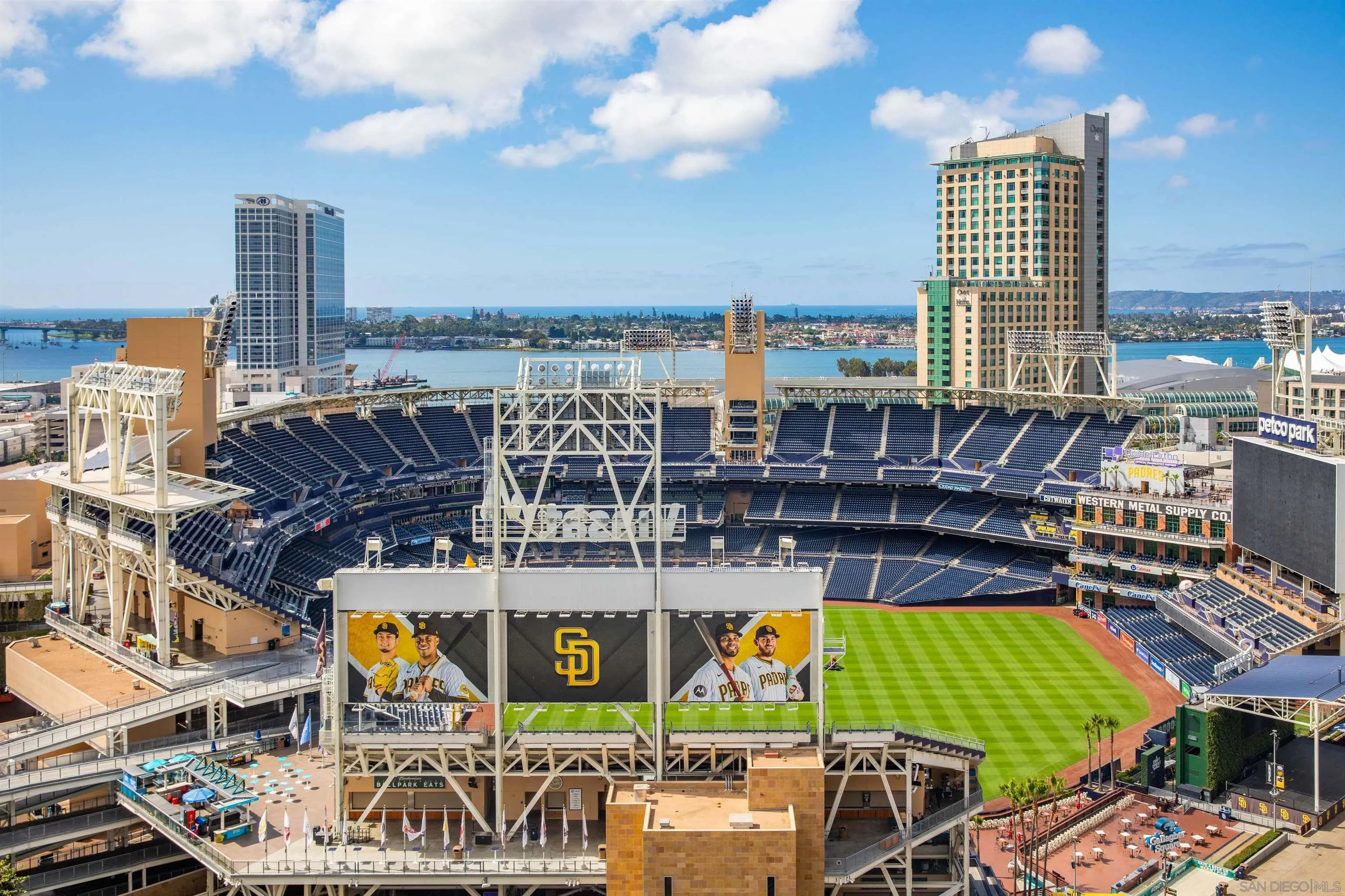 321 10th Ave Unit 304