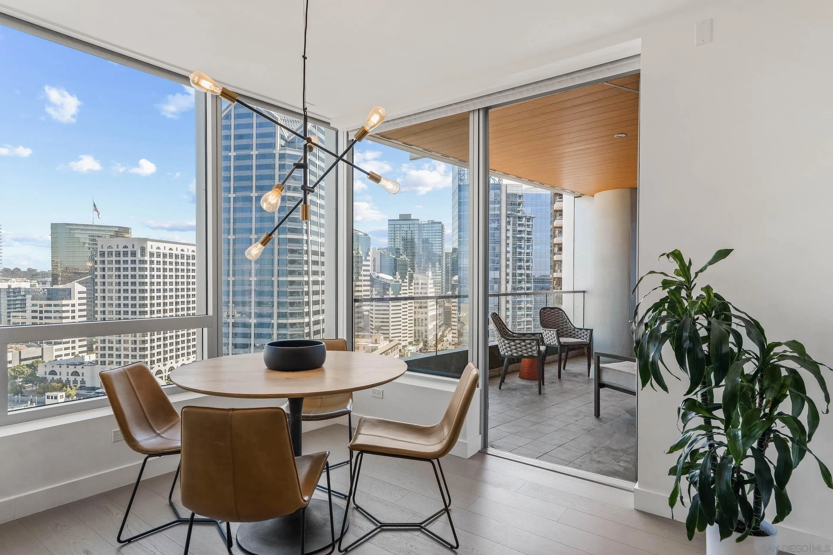 888 W E Street Unit 2206